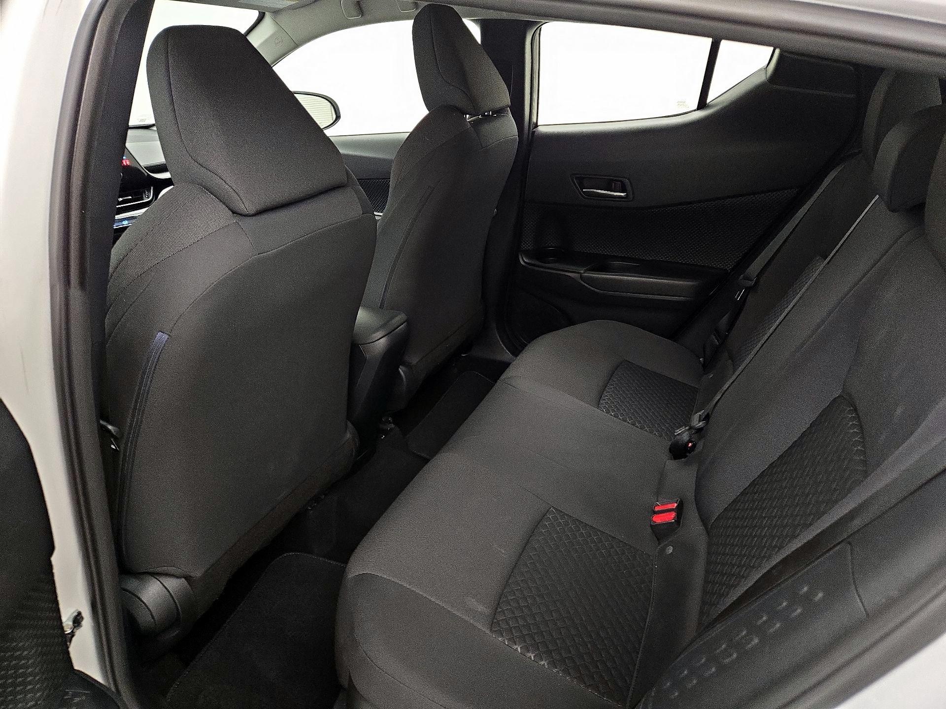 Thumbnail: 2021 Toyota C-HR - 19