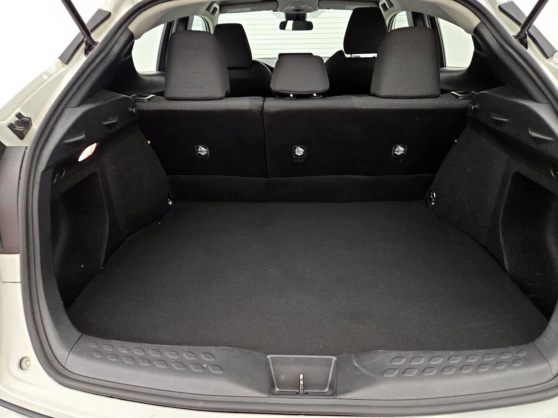 Thumbnail: 2021 Toyota C-HR - 20