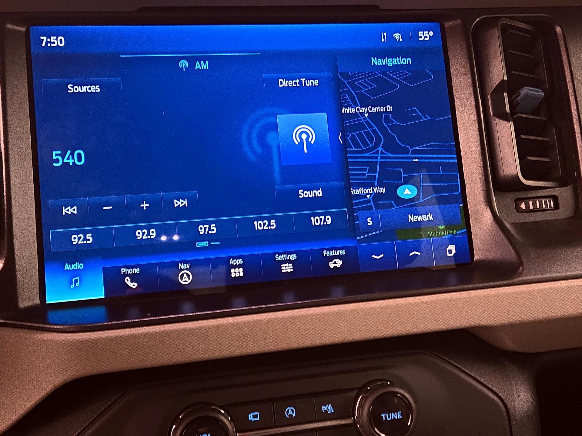 Thumbnail: 2021 Ford Bronco - 15