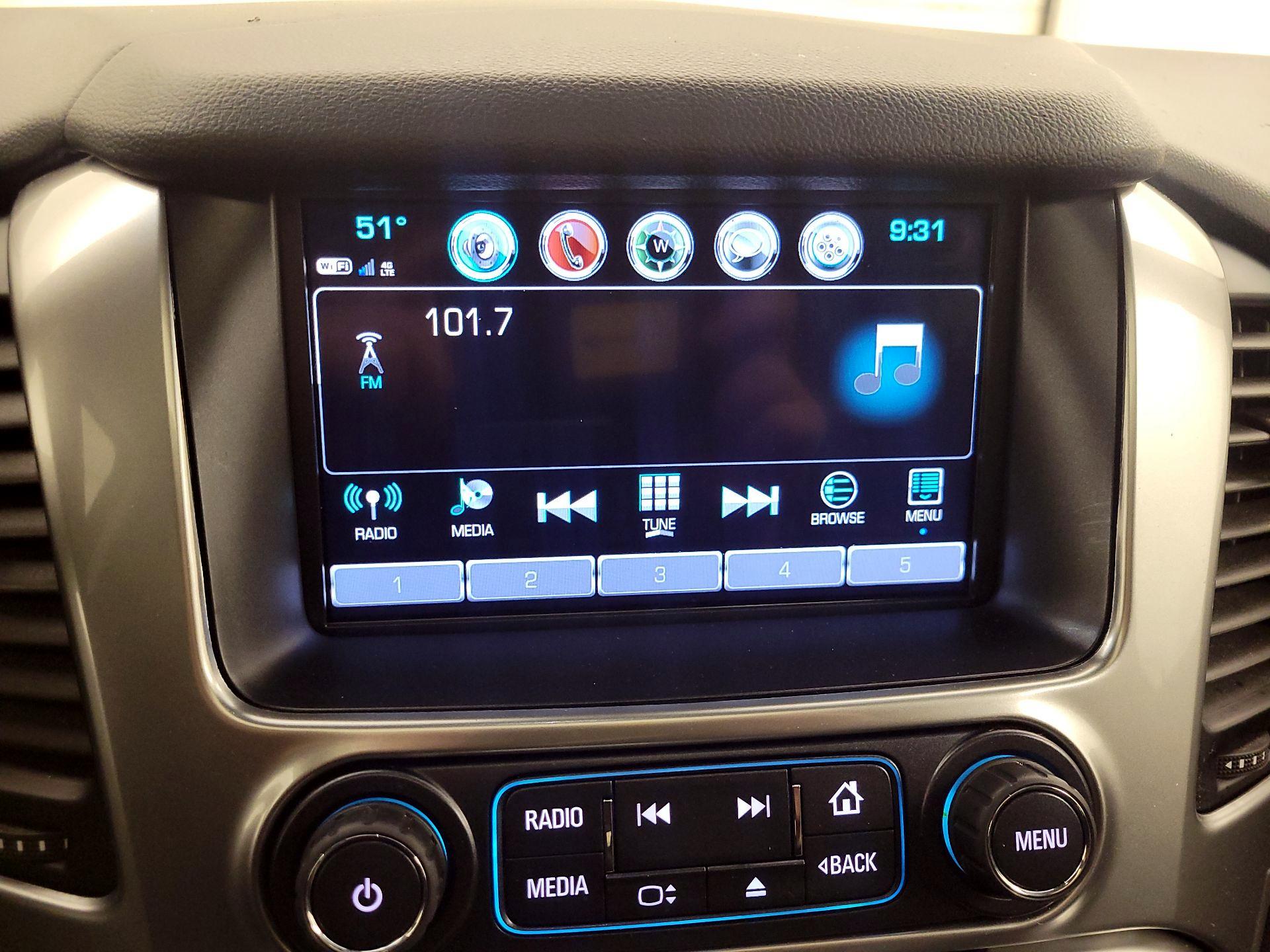 Thumbnail: 2020 Chevrolet Tahoe - 16