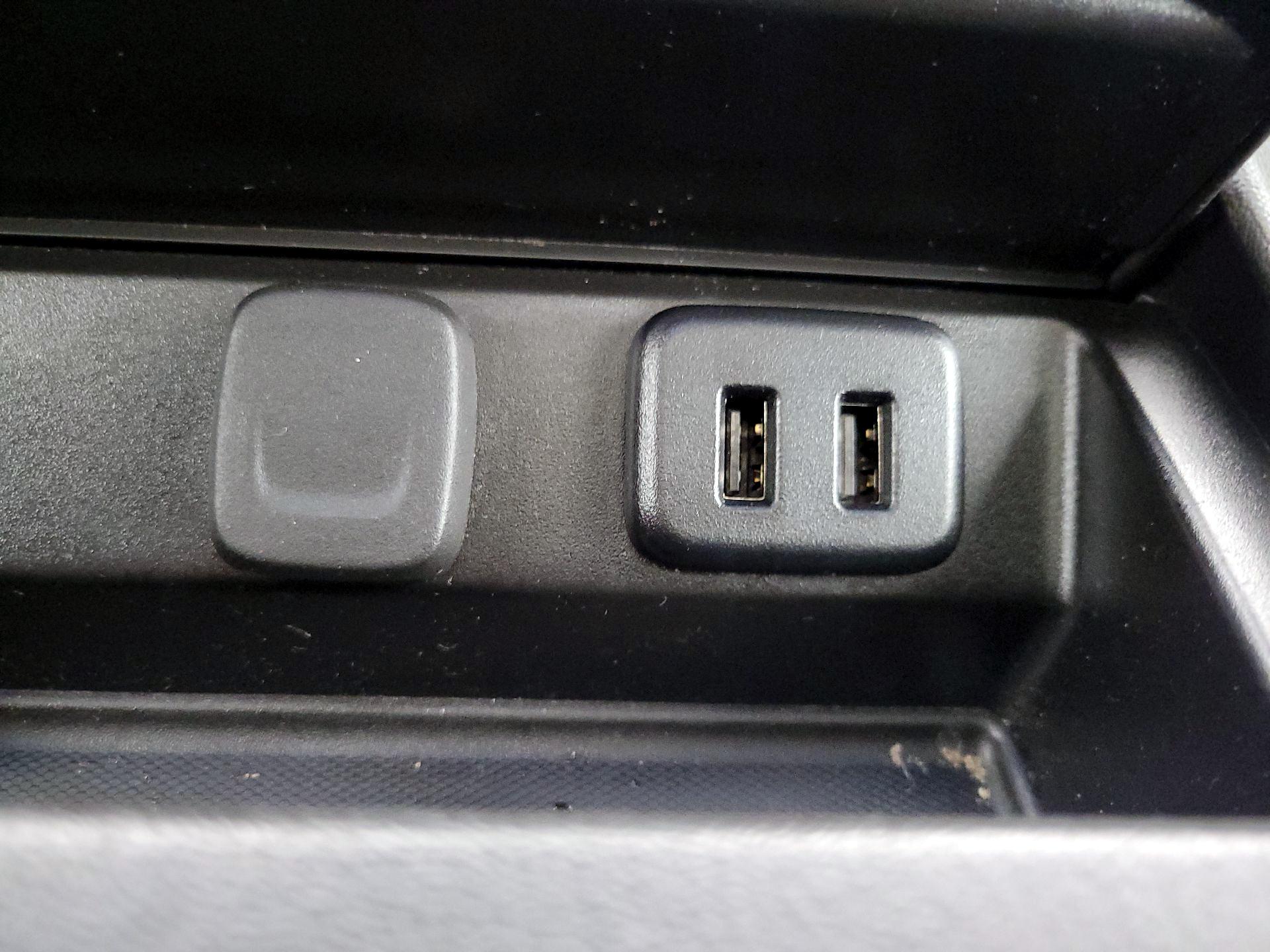 Thumbnail: 2020 Chevrolet Tahoe - 19