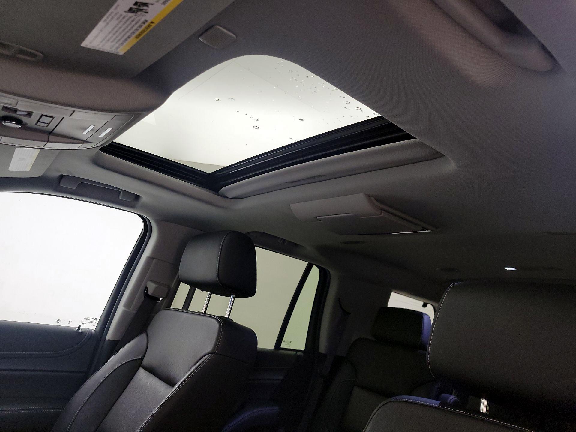 Thumbnail: 2020 Chevrolet Tahoe - 20