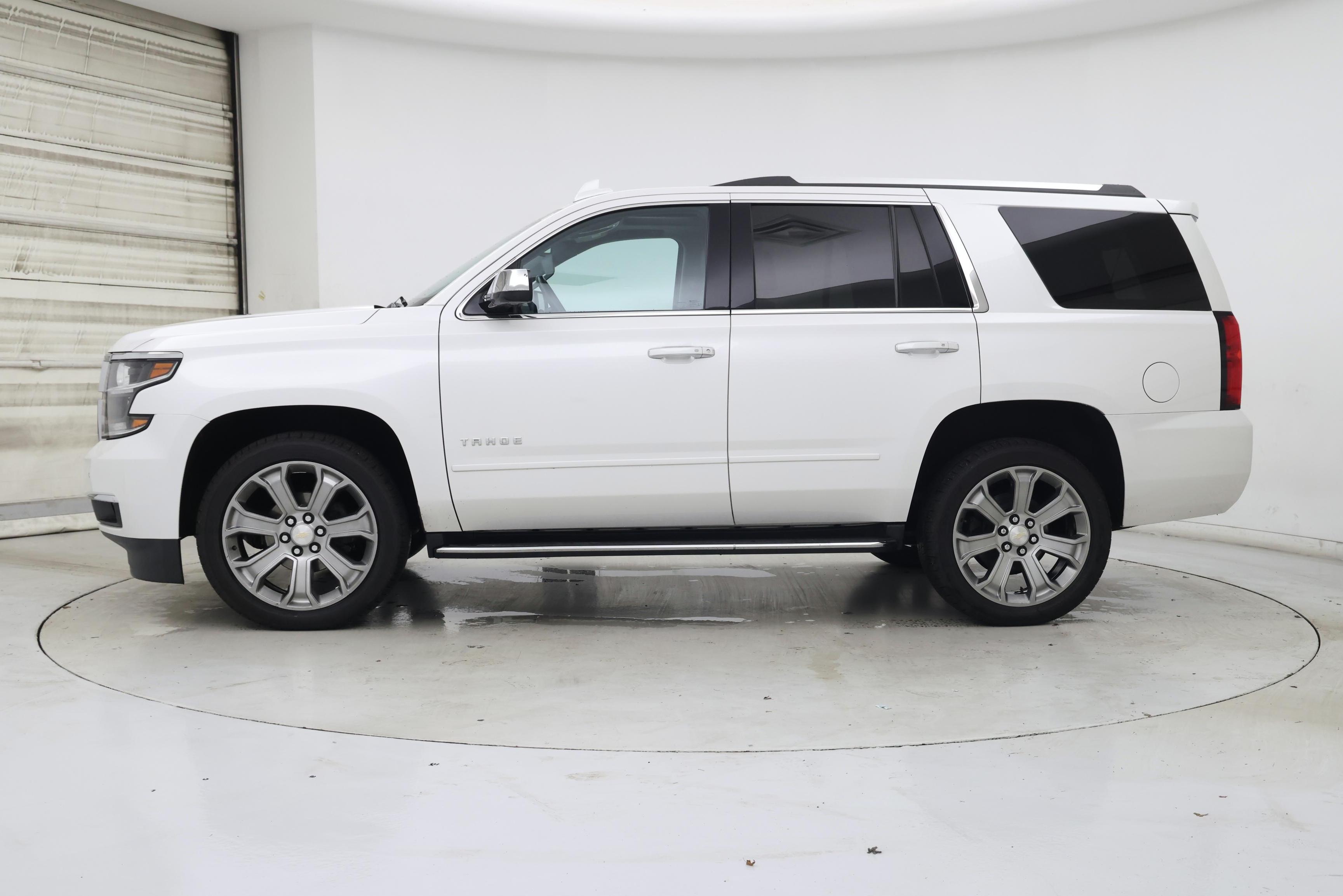 Thumbnail: 2020 Chevrolet Tahoe - 3