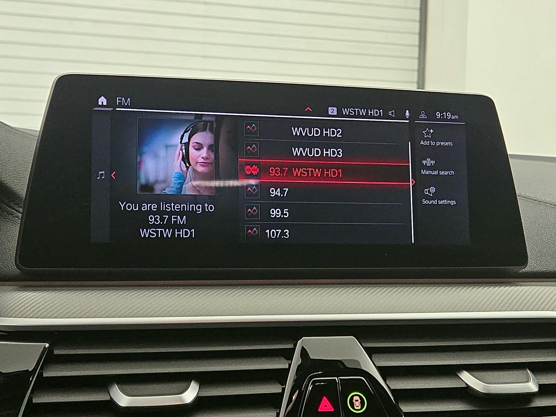 Thumbnail: 2020 BMW M5 - 16