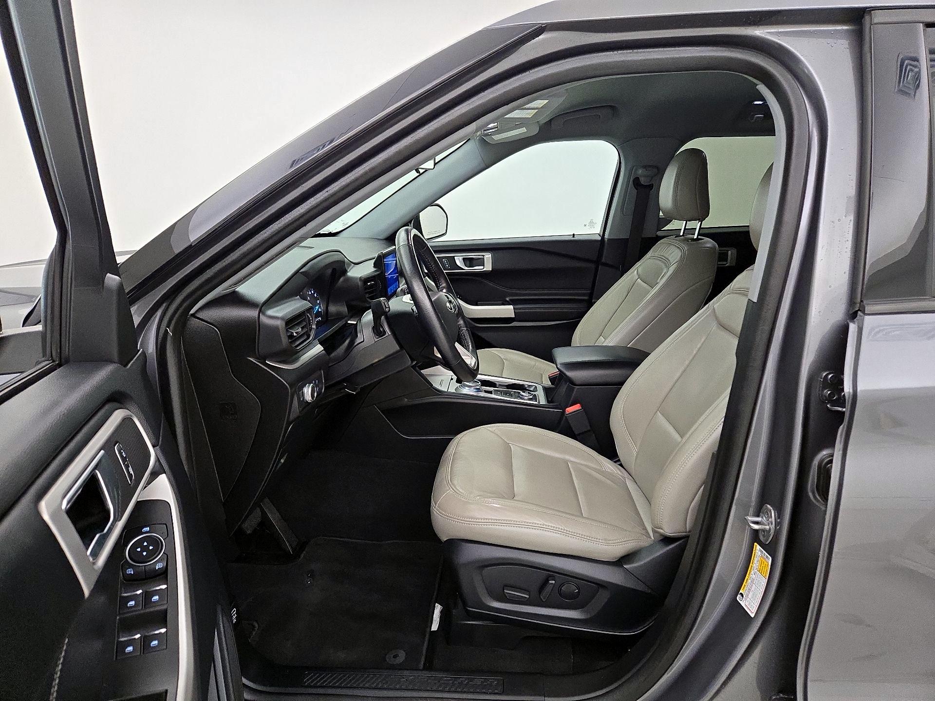 Thumbnail: 2021 Ford Explorer - 11