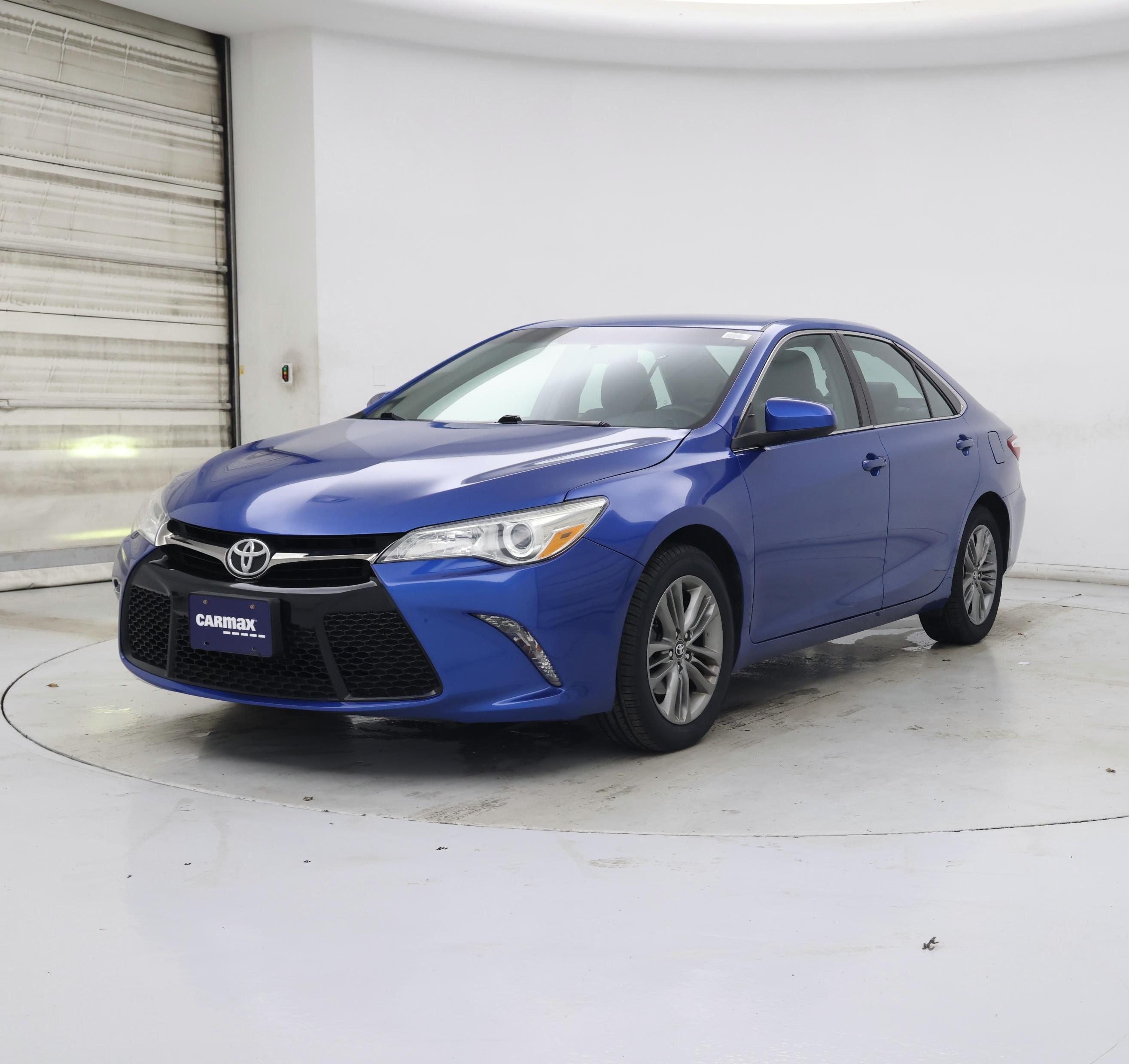 Thumbnail: 2017 Toyota Camry - 4