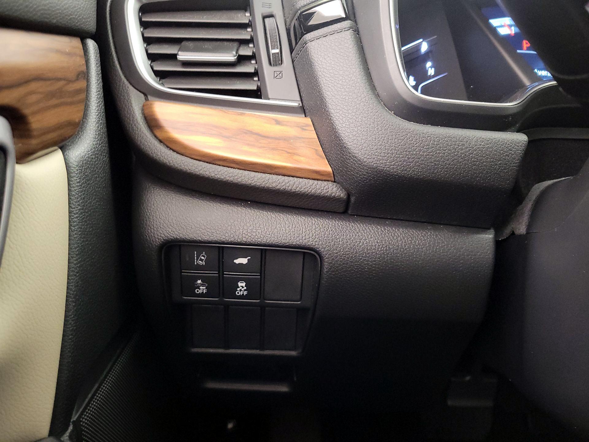 Thumbnail: 2017 Honda CR-V - 13