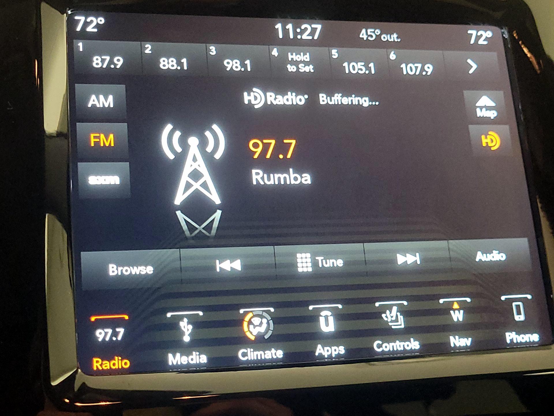 Thumbnail: 2019 Jeep Cherokee - 15