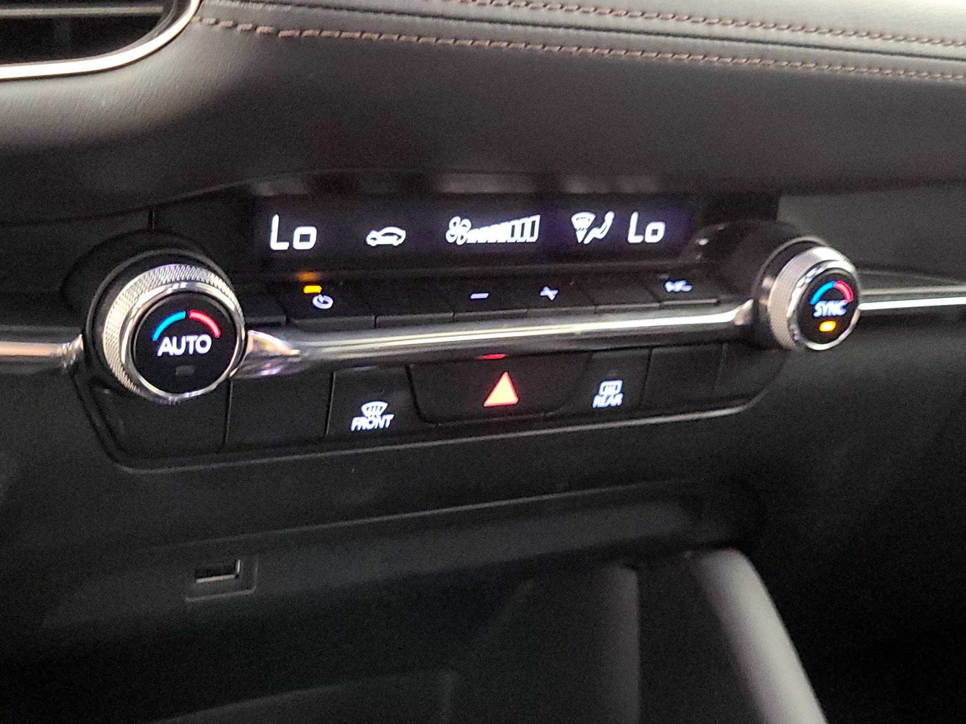 Thumbnail: 2019 Mazda Mazda3 - 16