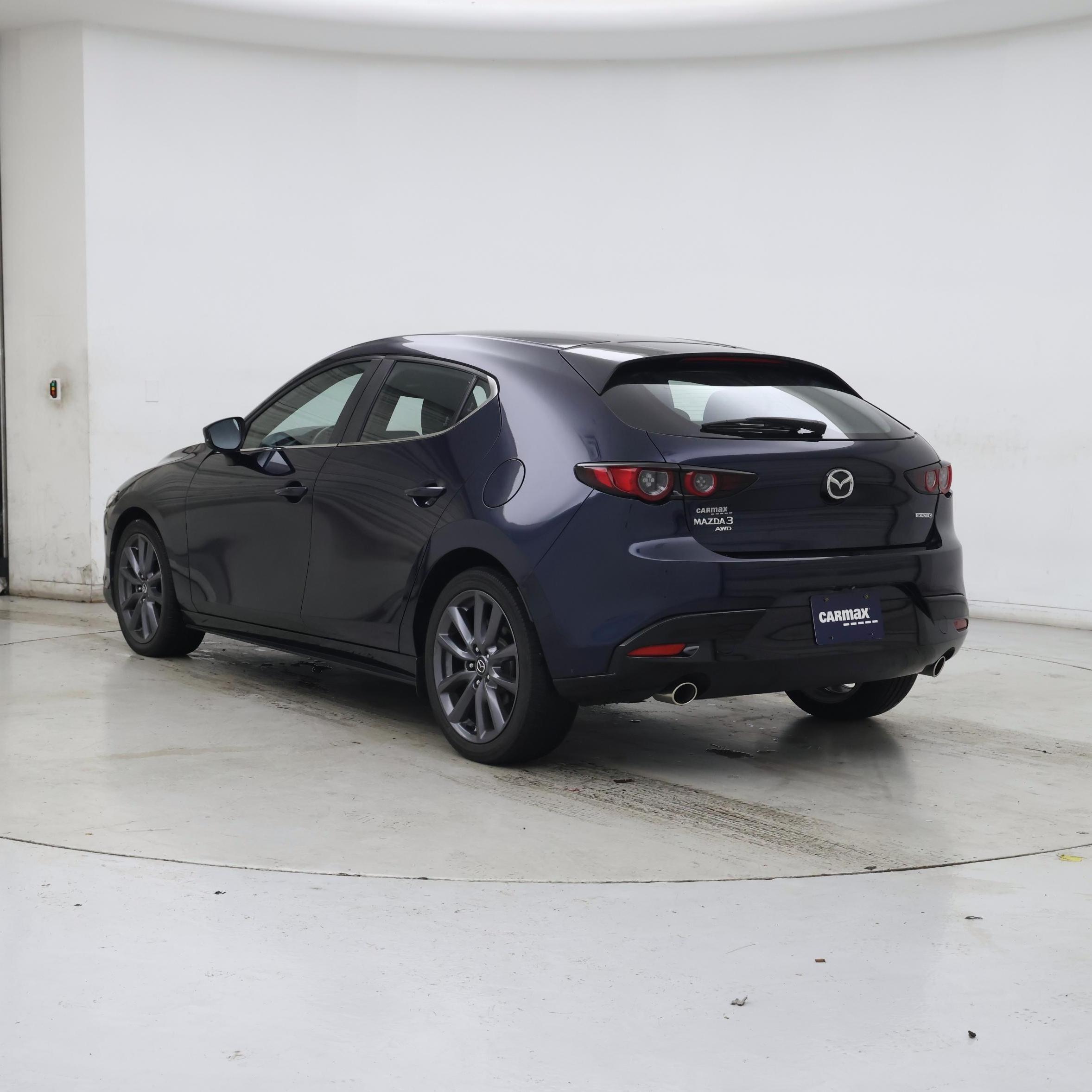 Thumbnail: 2019 Mazda Mazda3 - 2