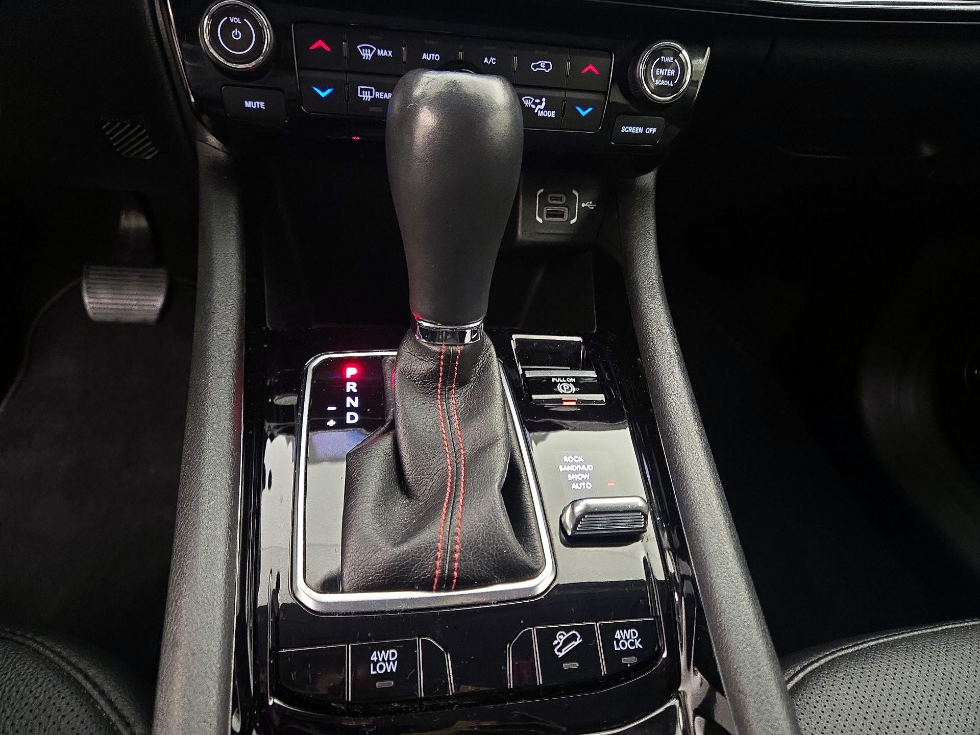 Thumbnail: 2022 Jeep Compass - 18