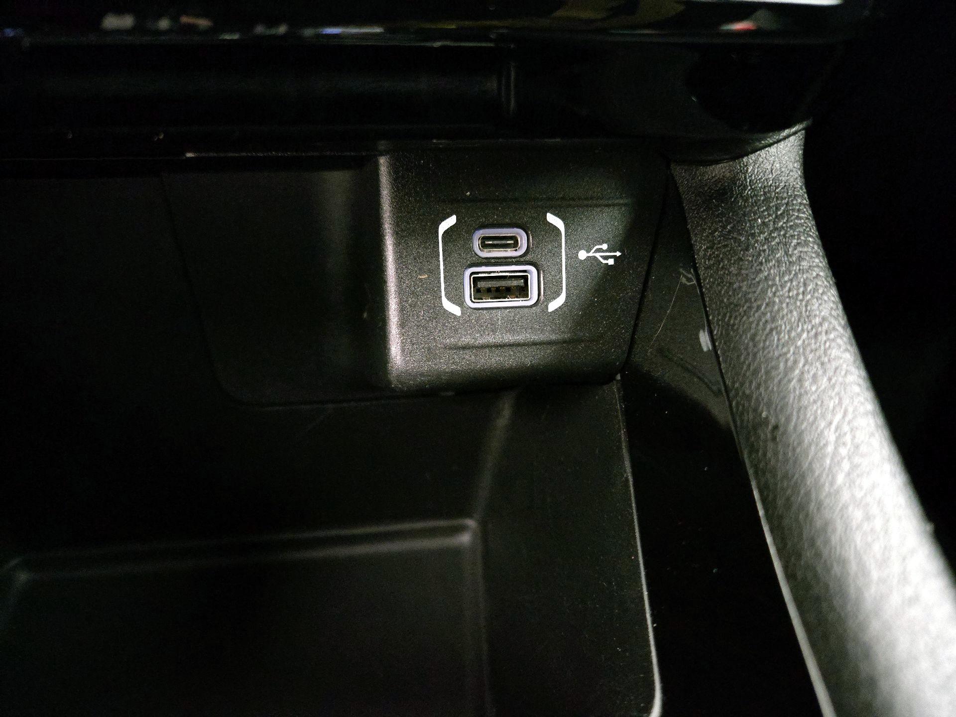 Thumbnail: 2022 Jeep Compass - 19