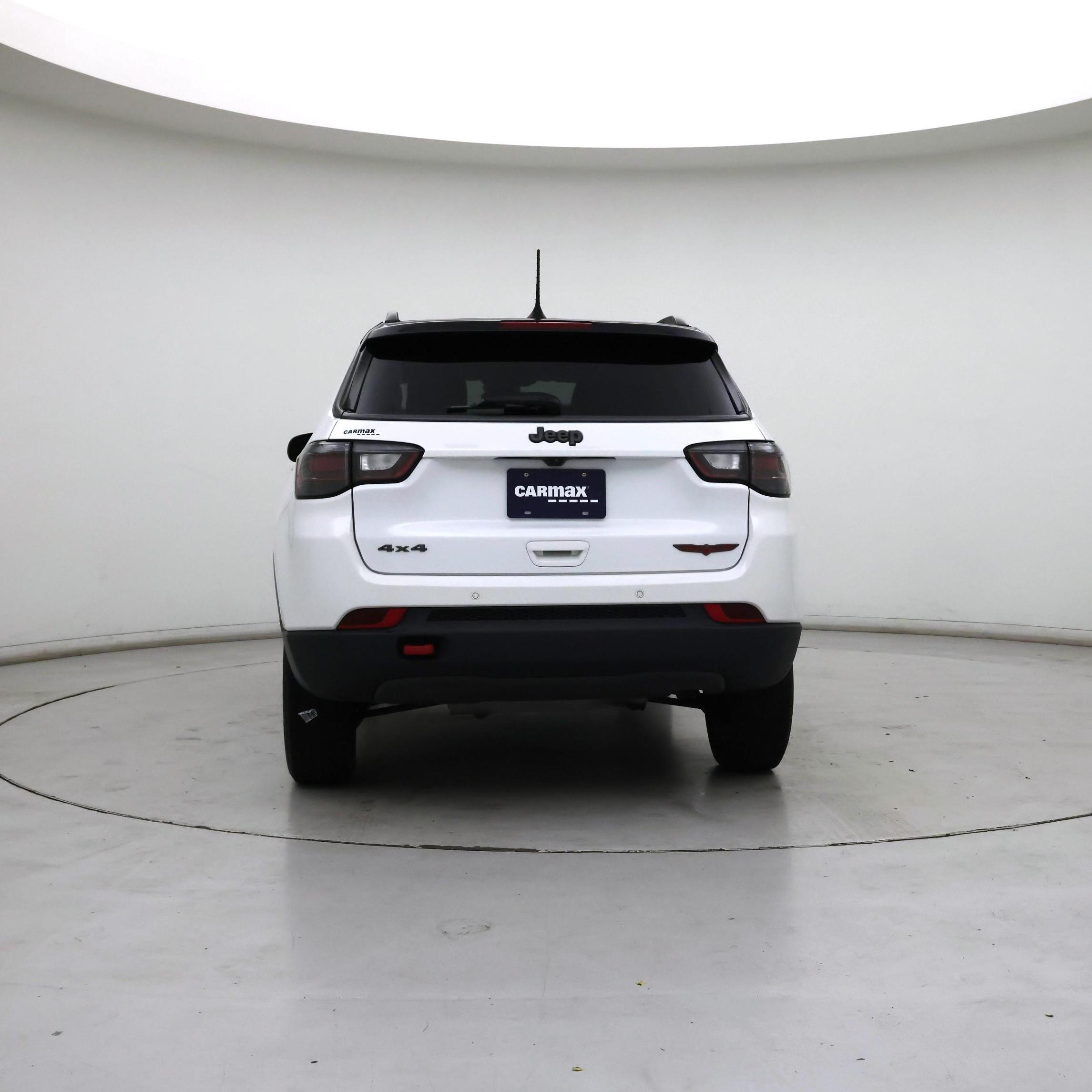 Thumbnail: 2022 Jeep Compass - 6