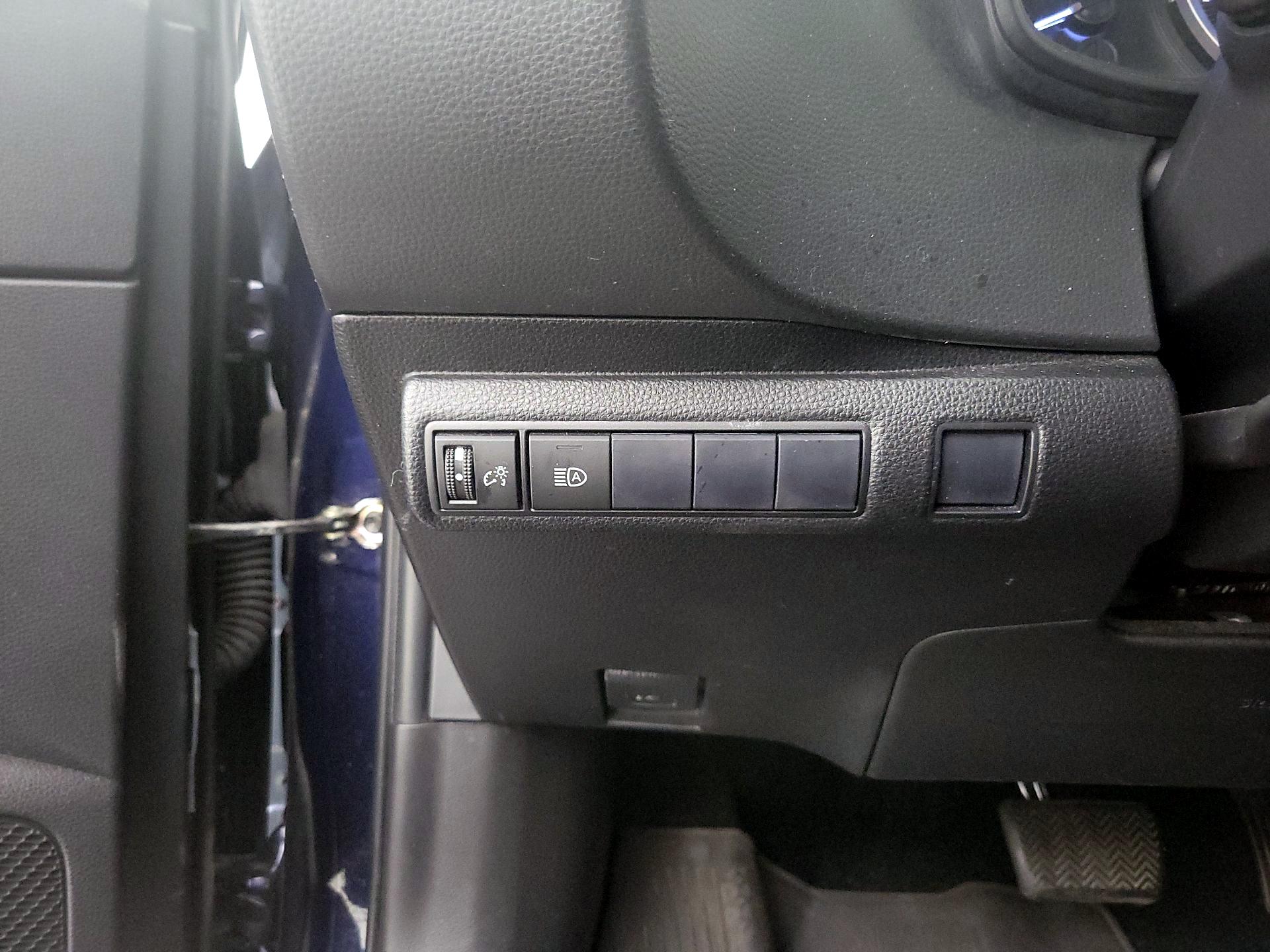 Thumbnail: 2020 Toyota Corolla - 13