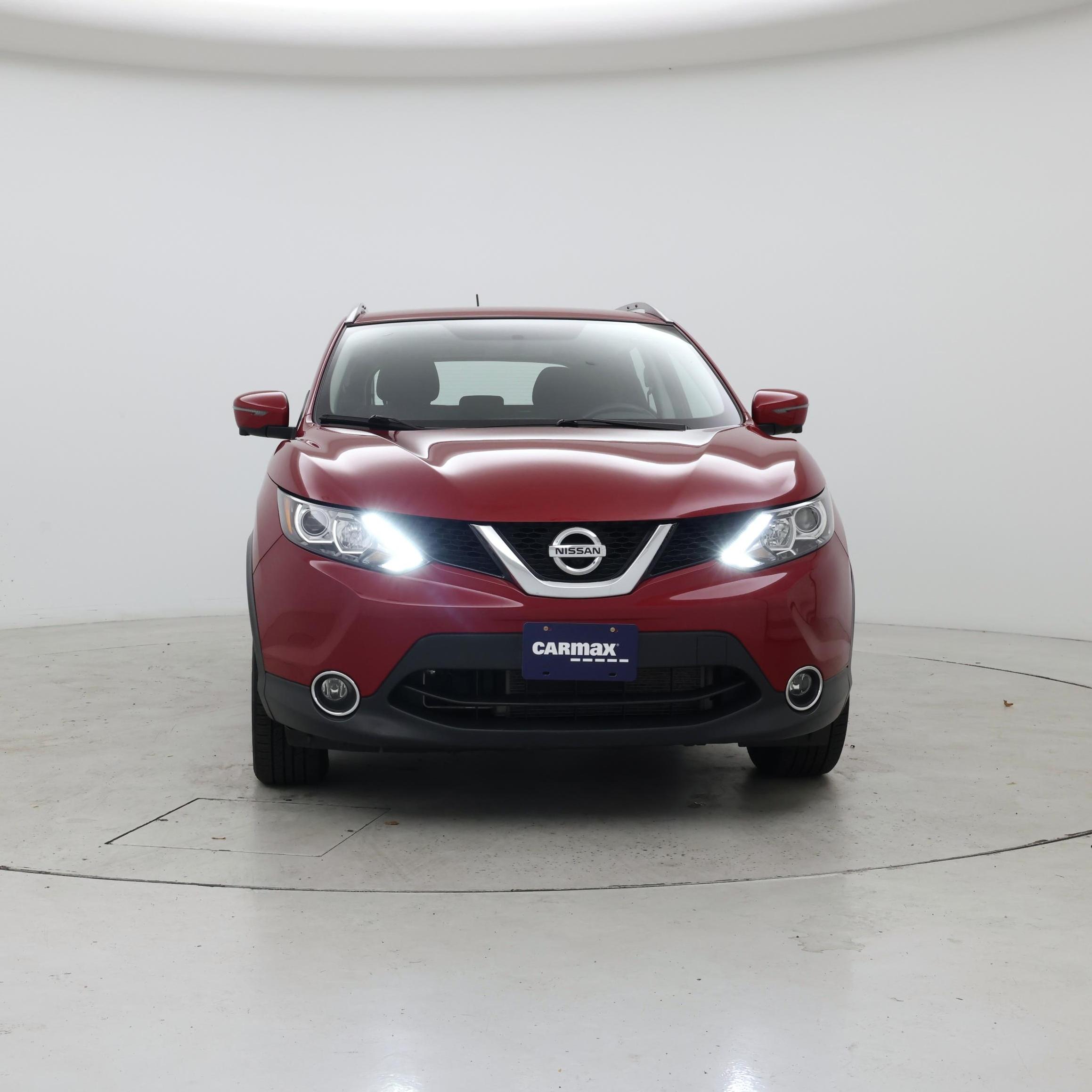Thumbnail: 2017 Nissan Rogue Sport - 5