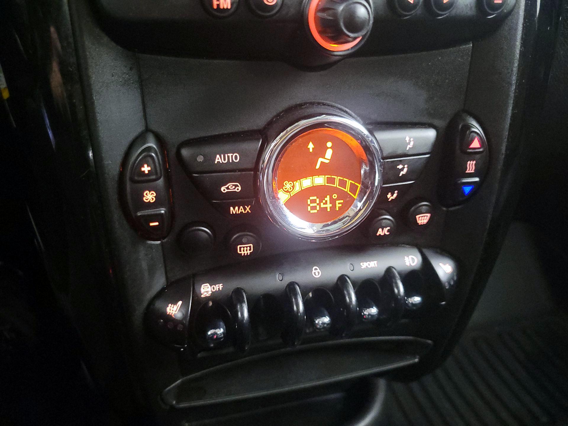 Thumbnail: 2016 MINI Cooper Countryman - 14