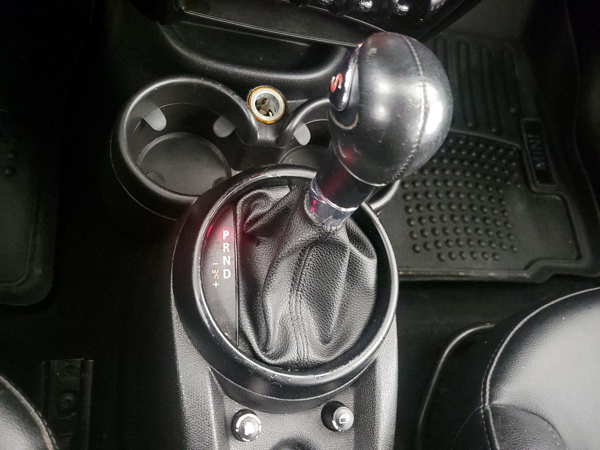 Thumbnail: 2016 MINI Cooper Countryman - 15