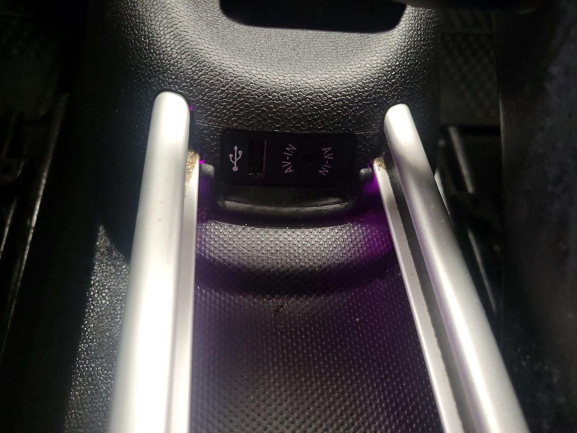 Thumbnail: 2016 MINI Cooper Countryman - 16