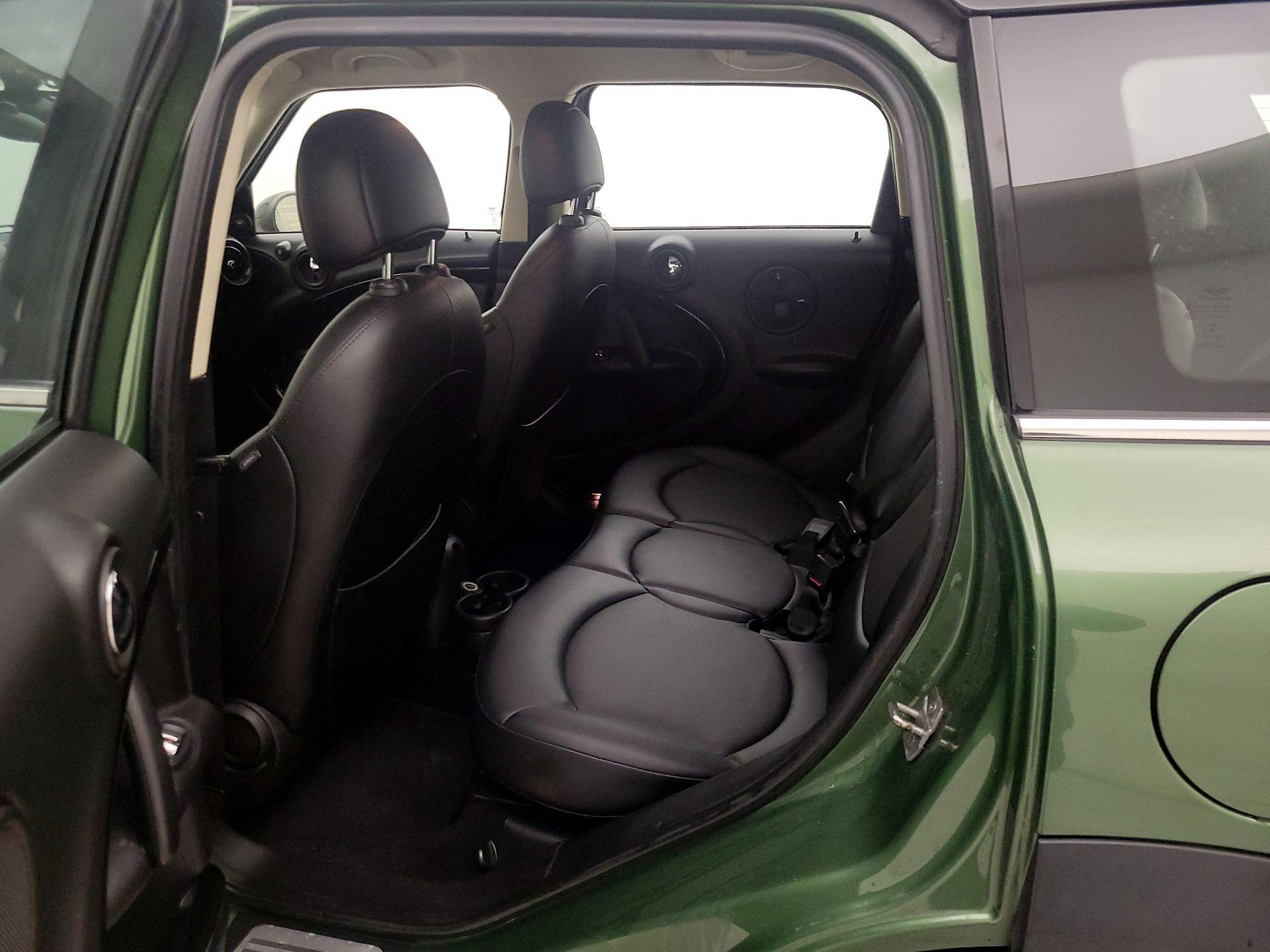 Thumbnail: 2016 MINI Cooper Countryman - 18