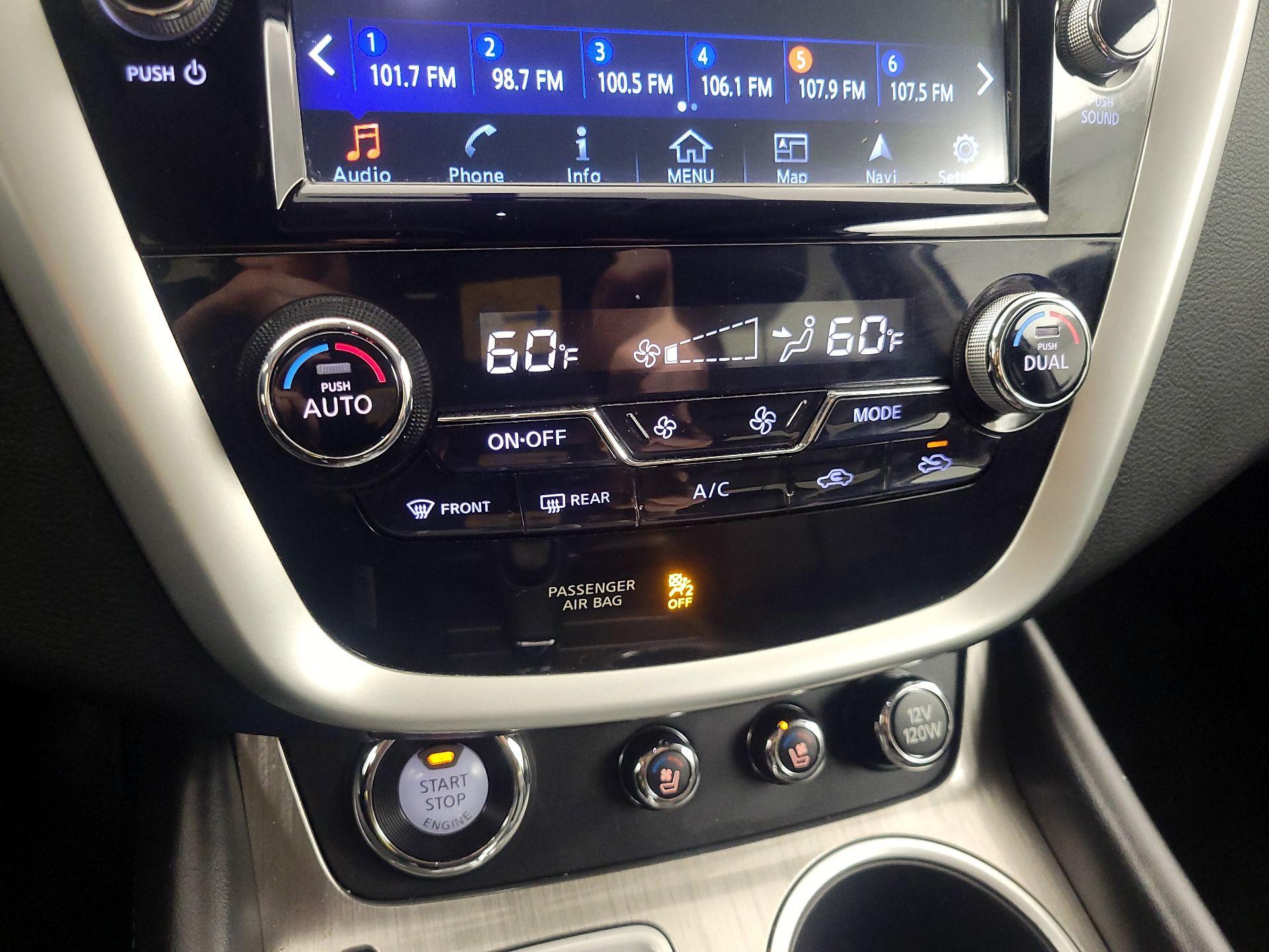 Thumbnail: 2017 Nissan Murano - 16