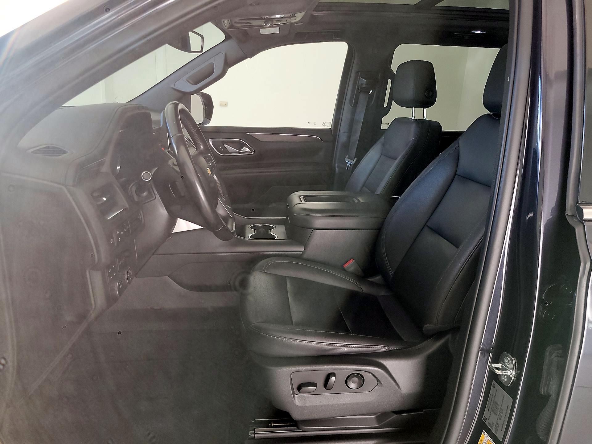 Thumbnail: 2022 Chevrolet Suburban - 11