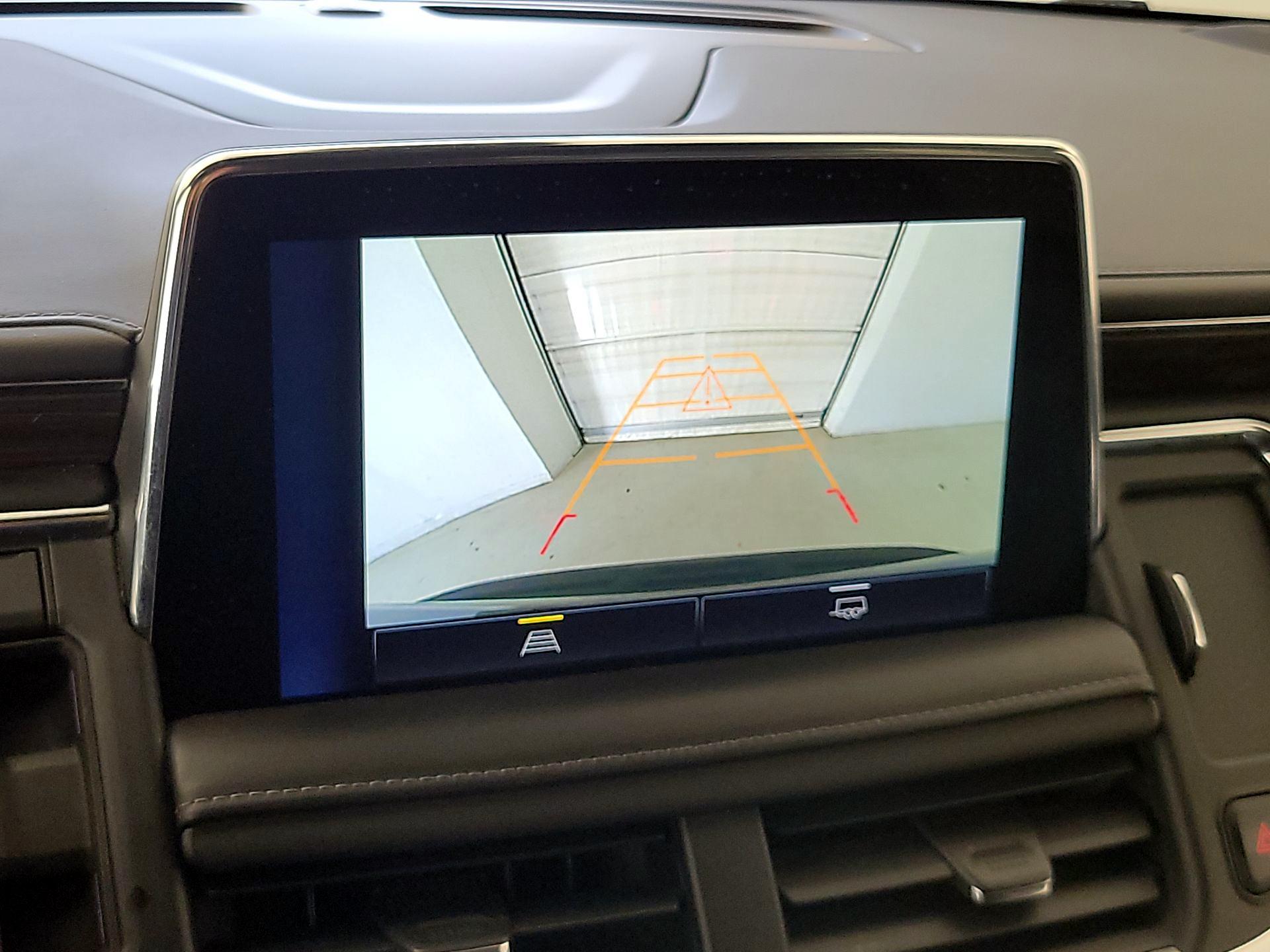 Thumbnail: 2022 Chevrolet Suburban - 14