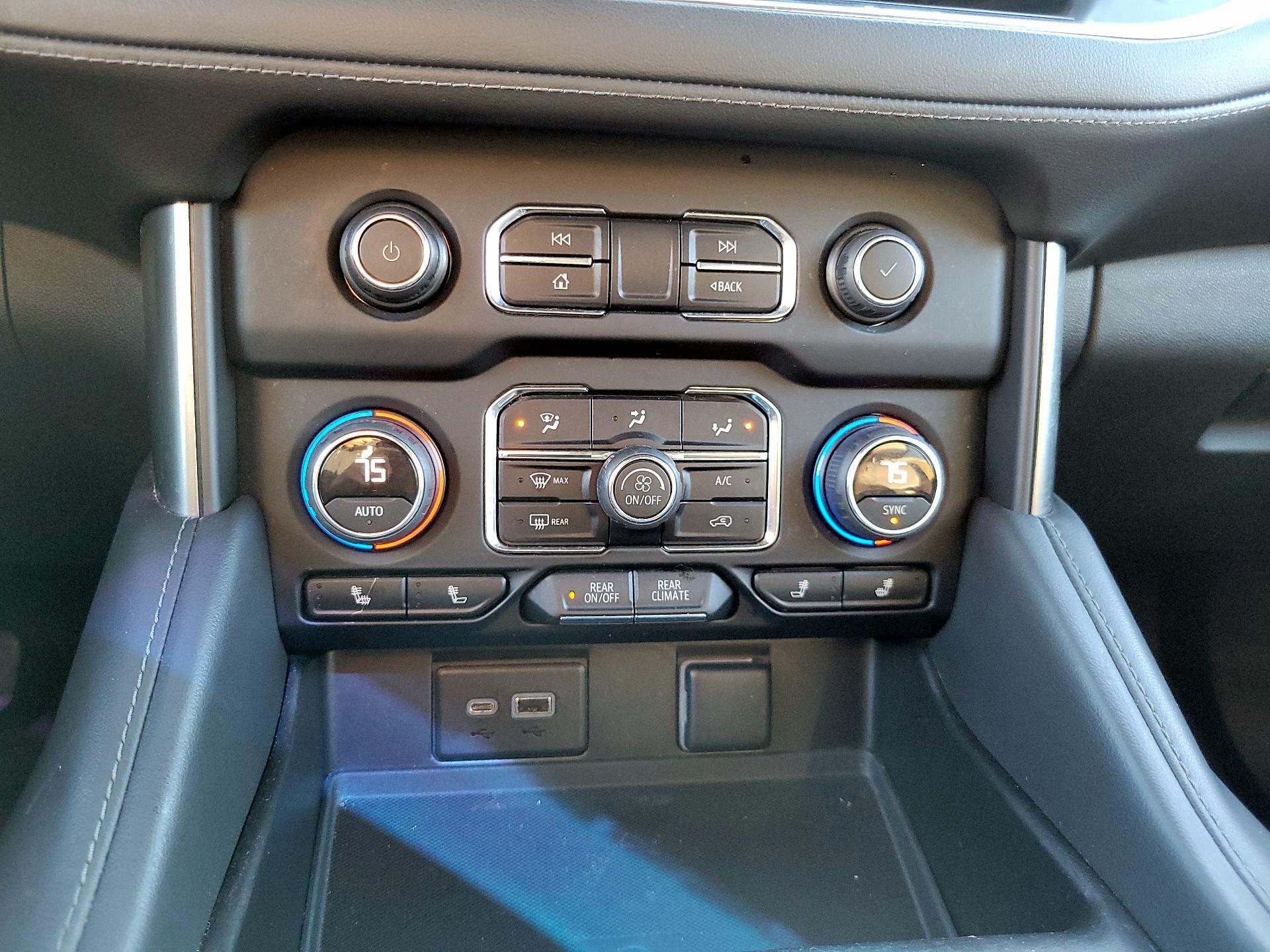 Thumbnail: 2022 Chevrolet Suburban - 16