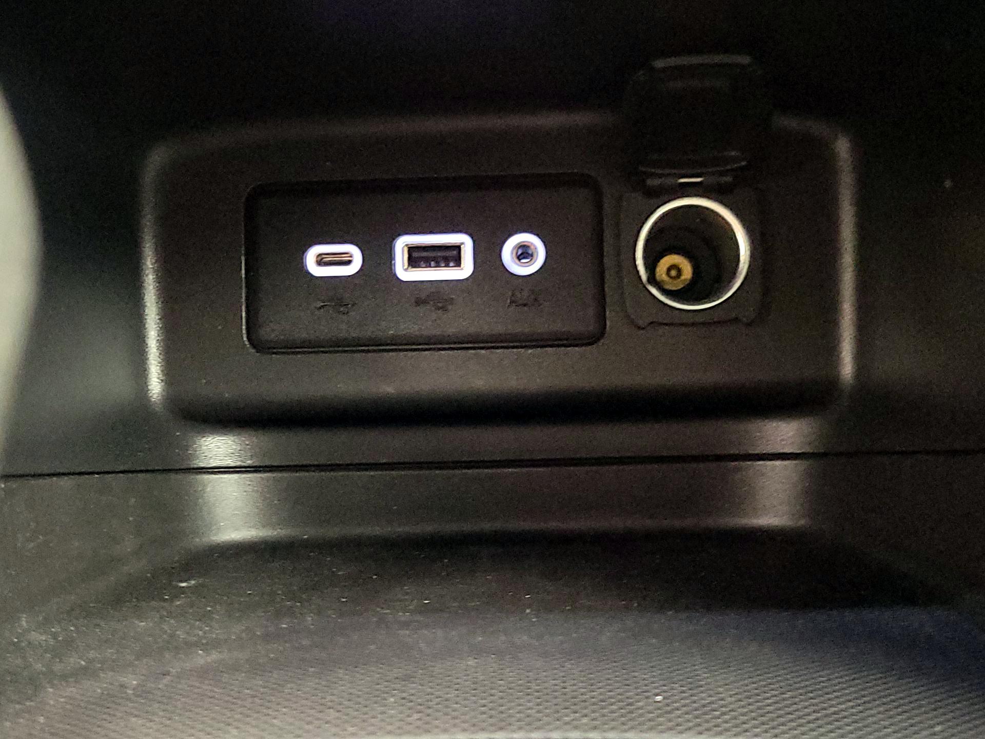 Thumbnail: 2020 Chevrolet Equinox - 18