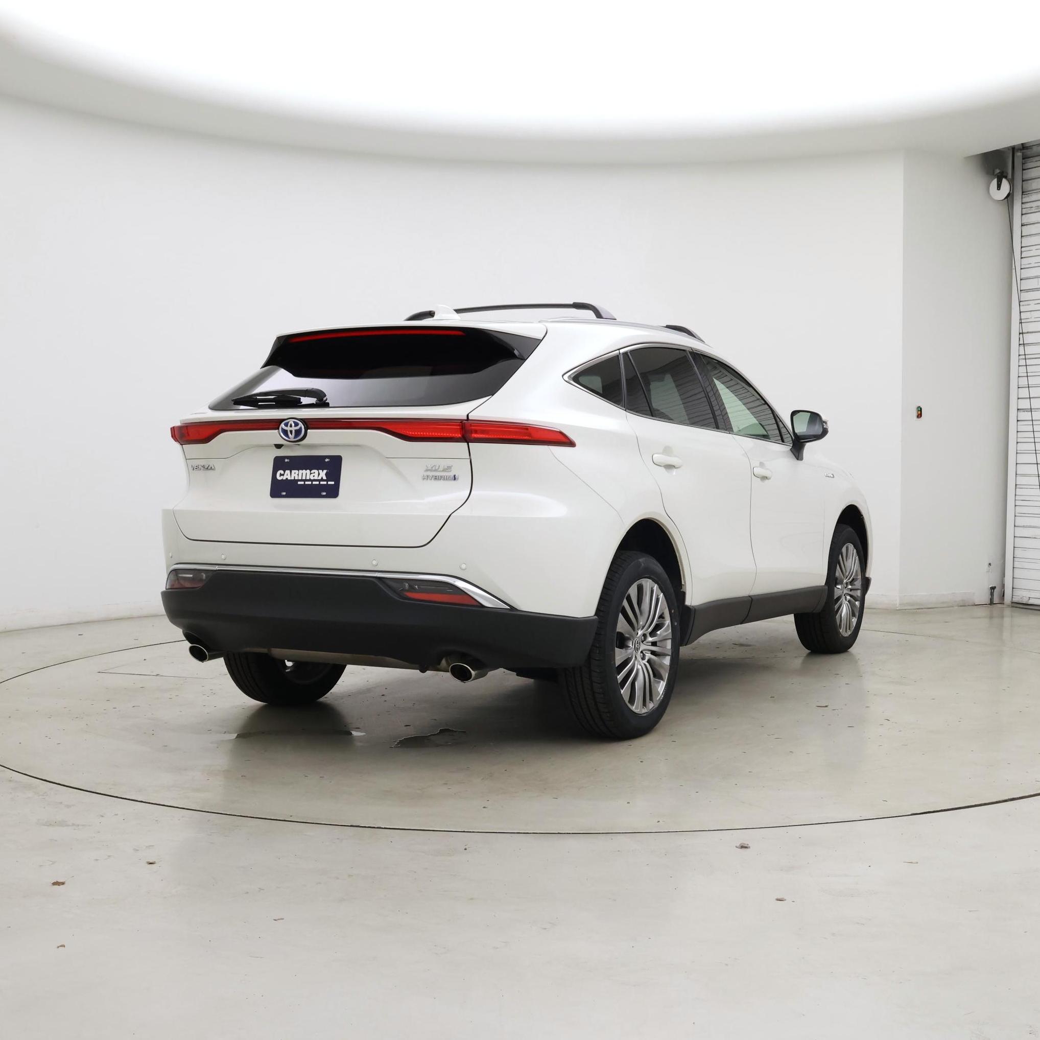 Thumbnail: 2021 Toyota Venza - 8