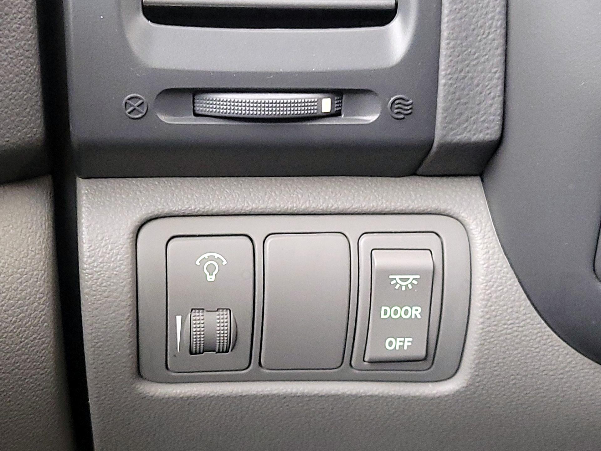 Thumbnail: 2014 Kia Sedona - 13