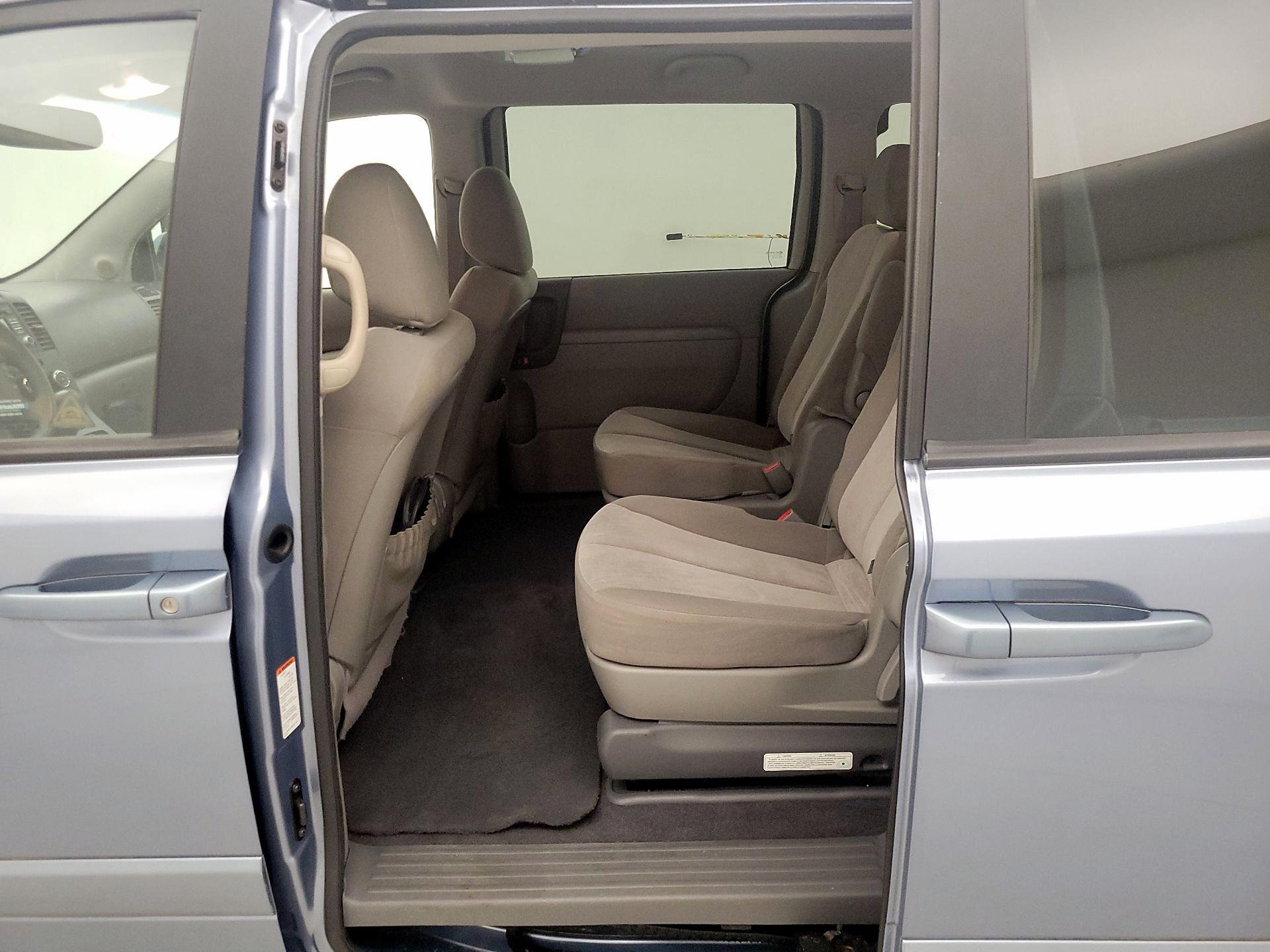 Thumbnail: 2014 Kia Sedona - 18