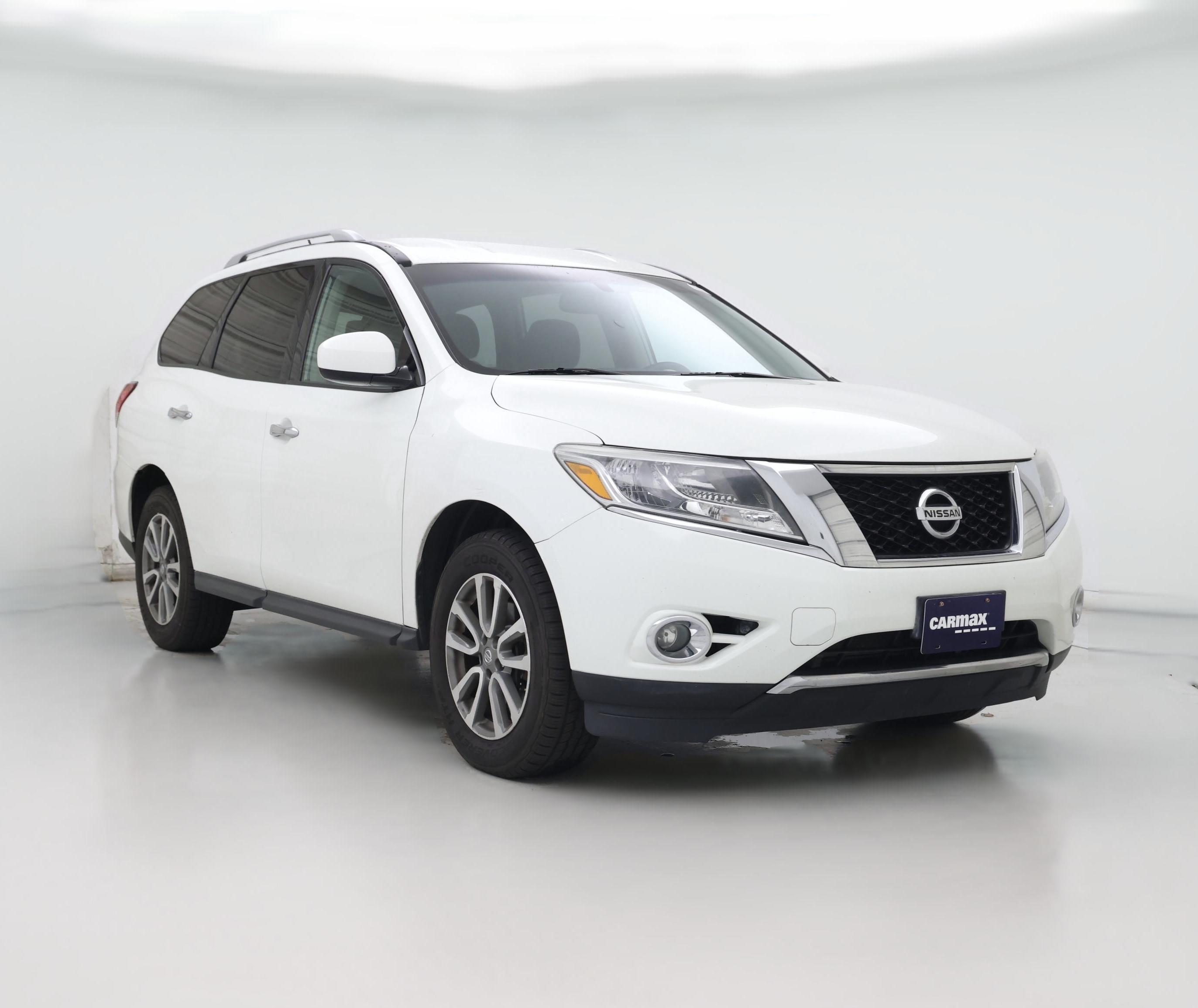 Thumbnail: 2016 Nissan Pathfinder - 1