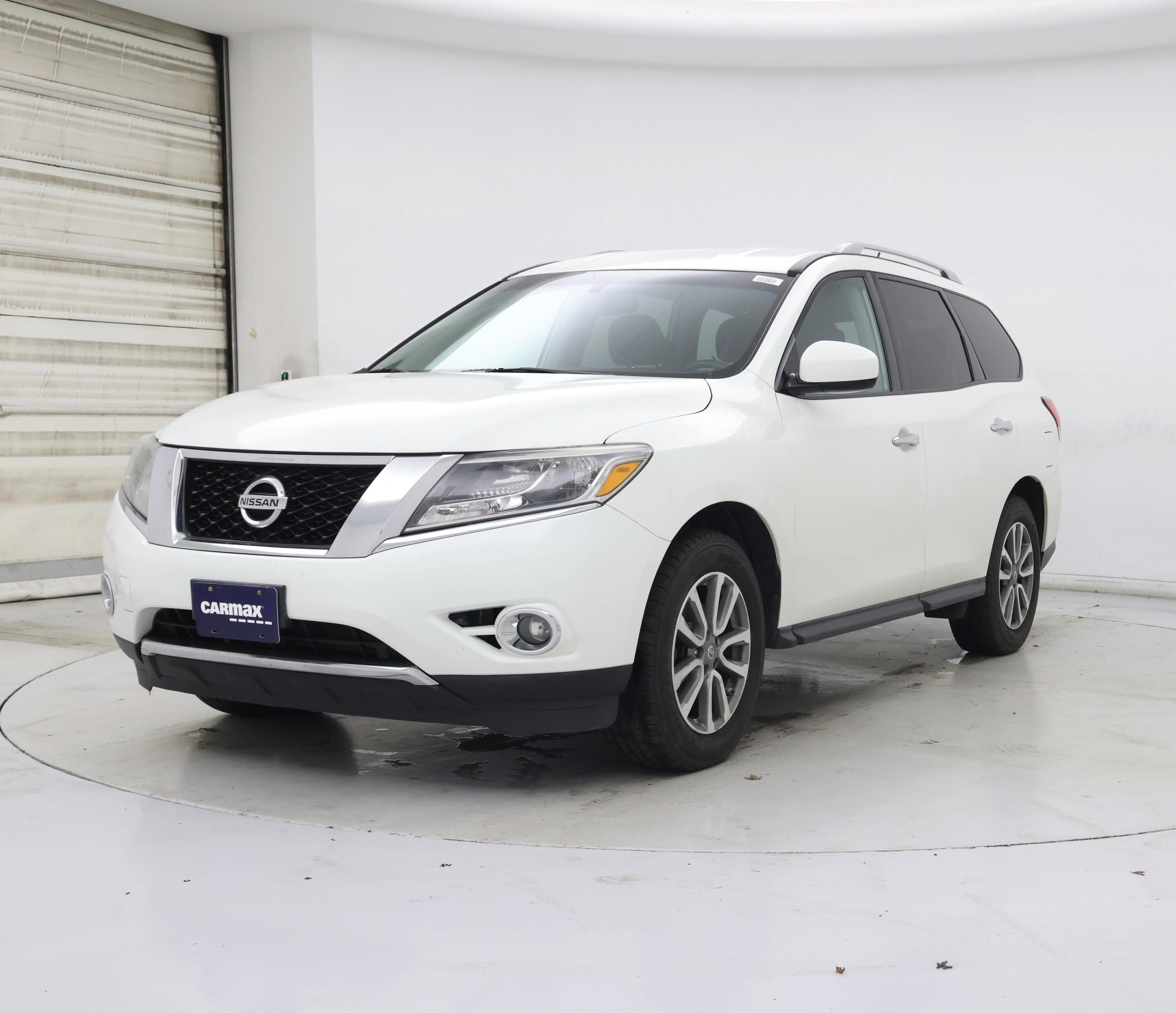 Thumbnail: 2016 Nissan Pathfinder - 4