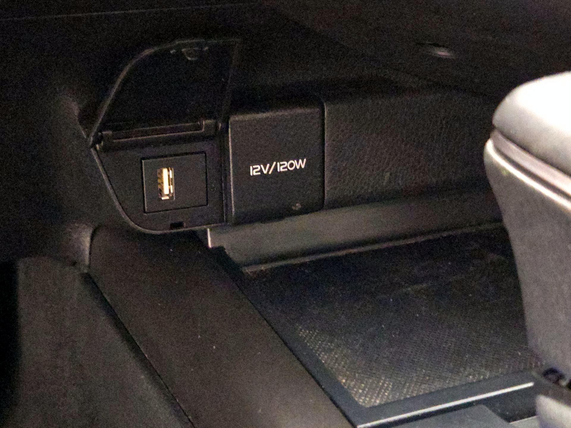 Thumbnail: 2022 Toyota Camry - 19