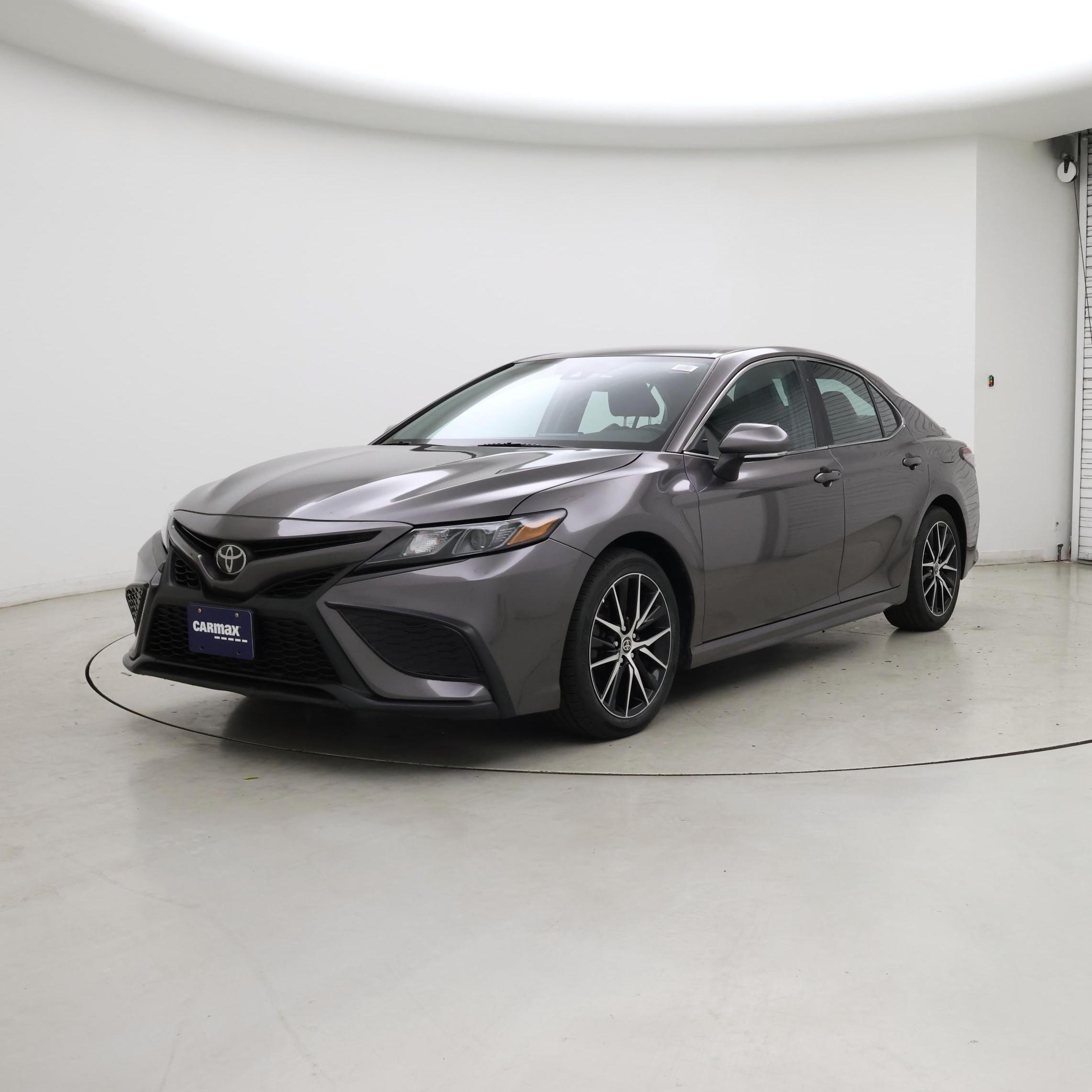 Thumbnail: 2022 Toyota Camry - 4