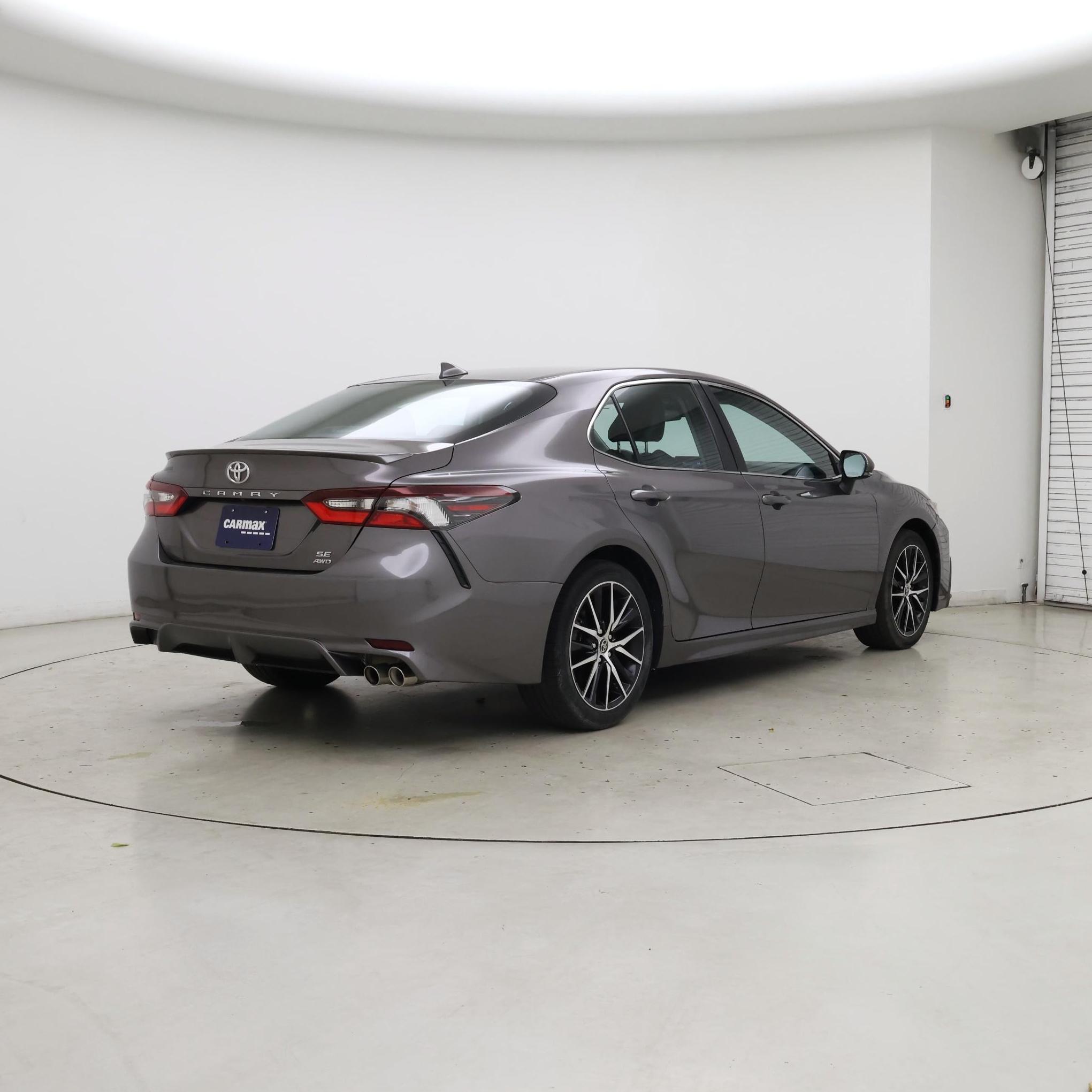 Thumbnail: 2022 Toyota Camry - 8