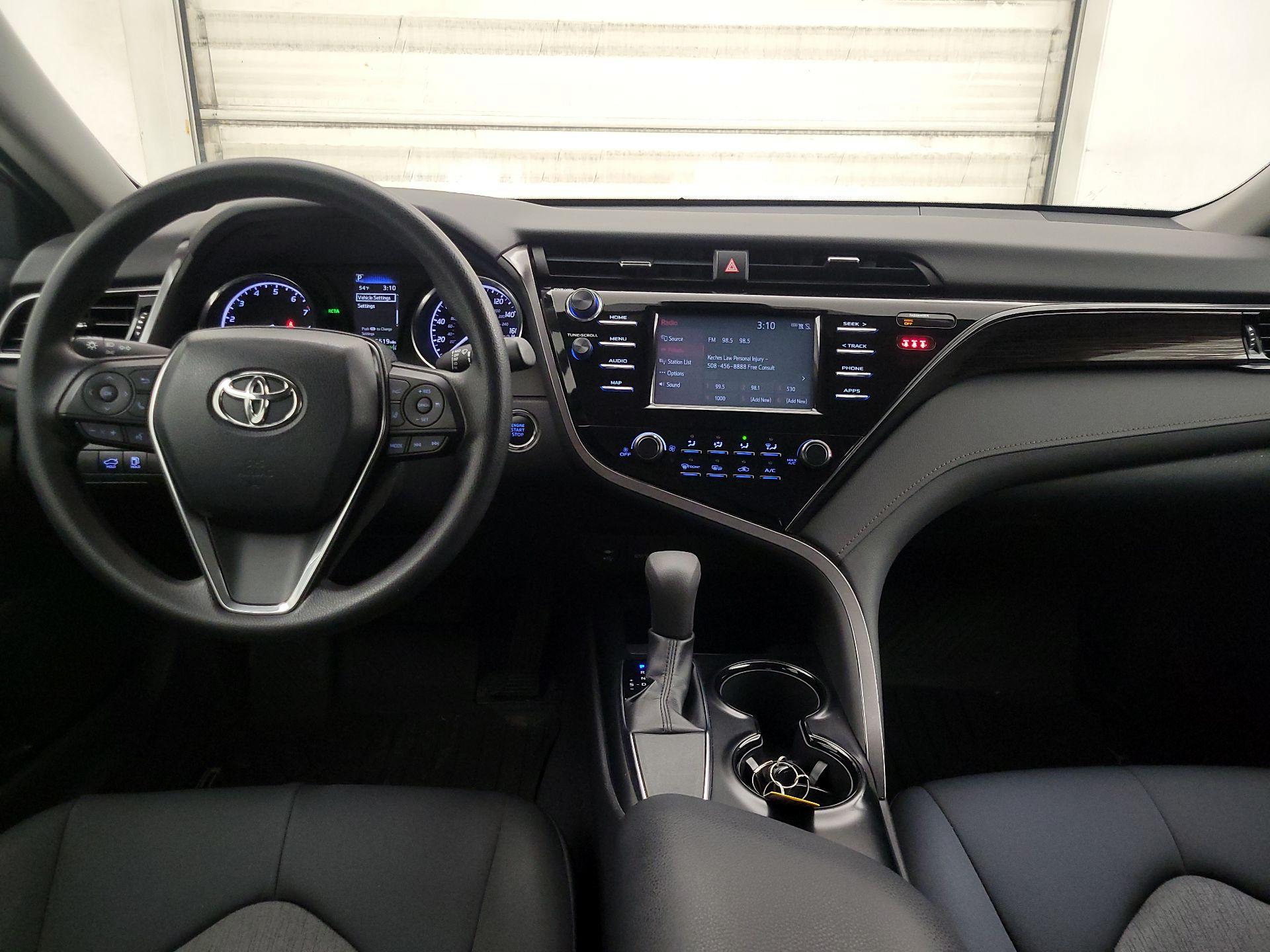 Thumbnail: 2019 Toyota Camry - 9