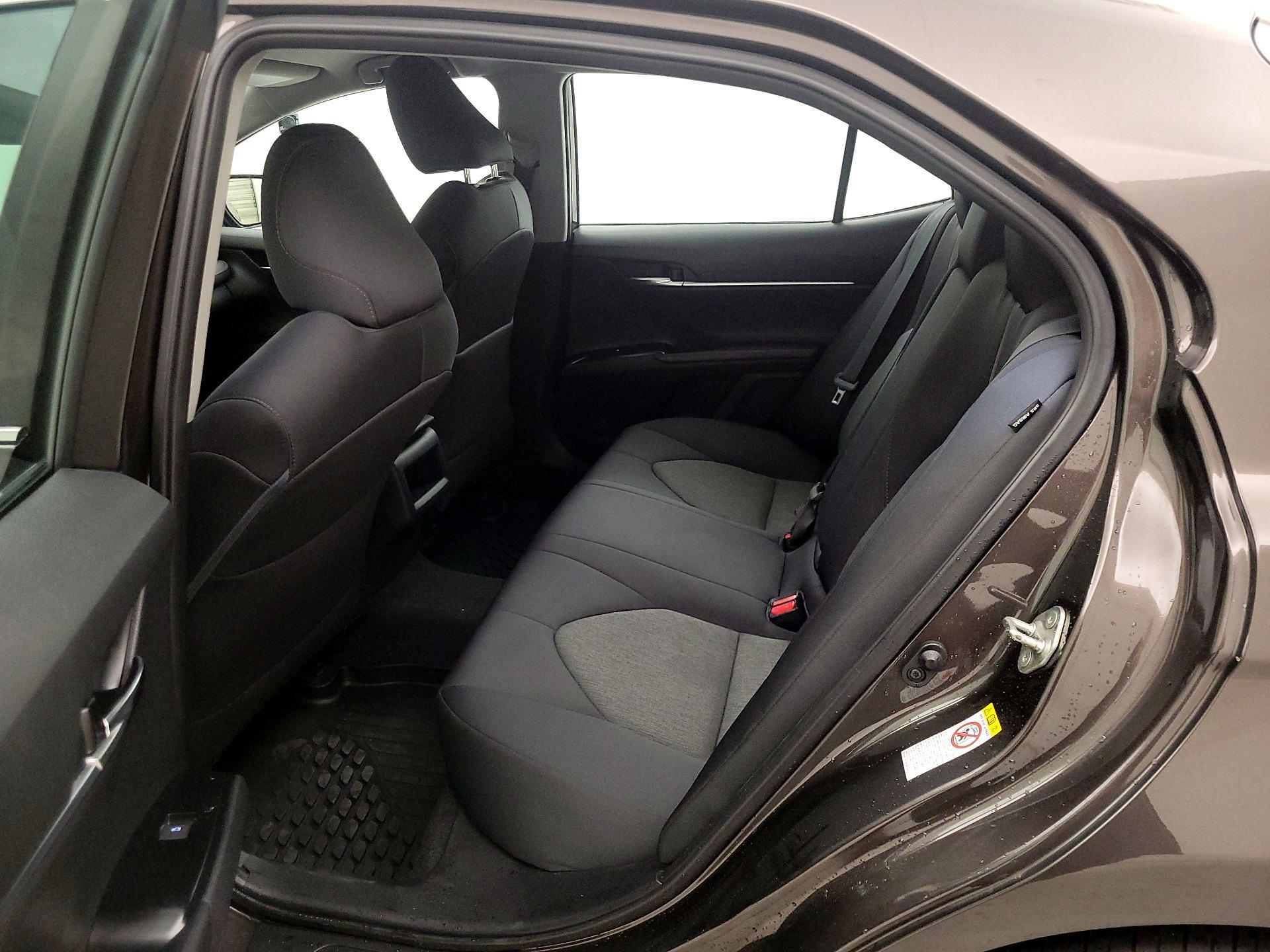 Thumbnail: 2019 Toyota Camry - 19