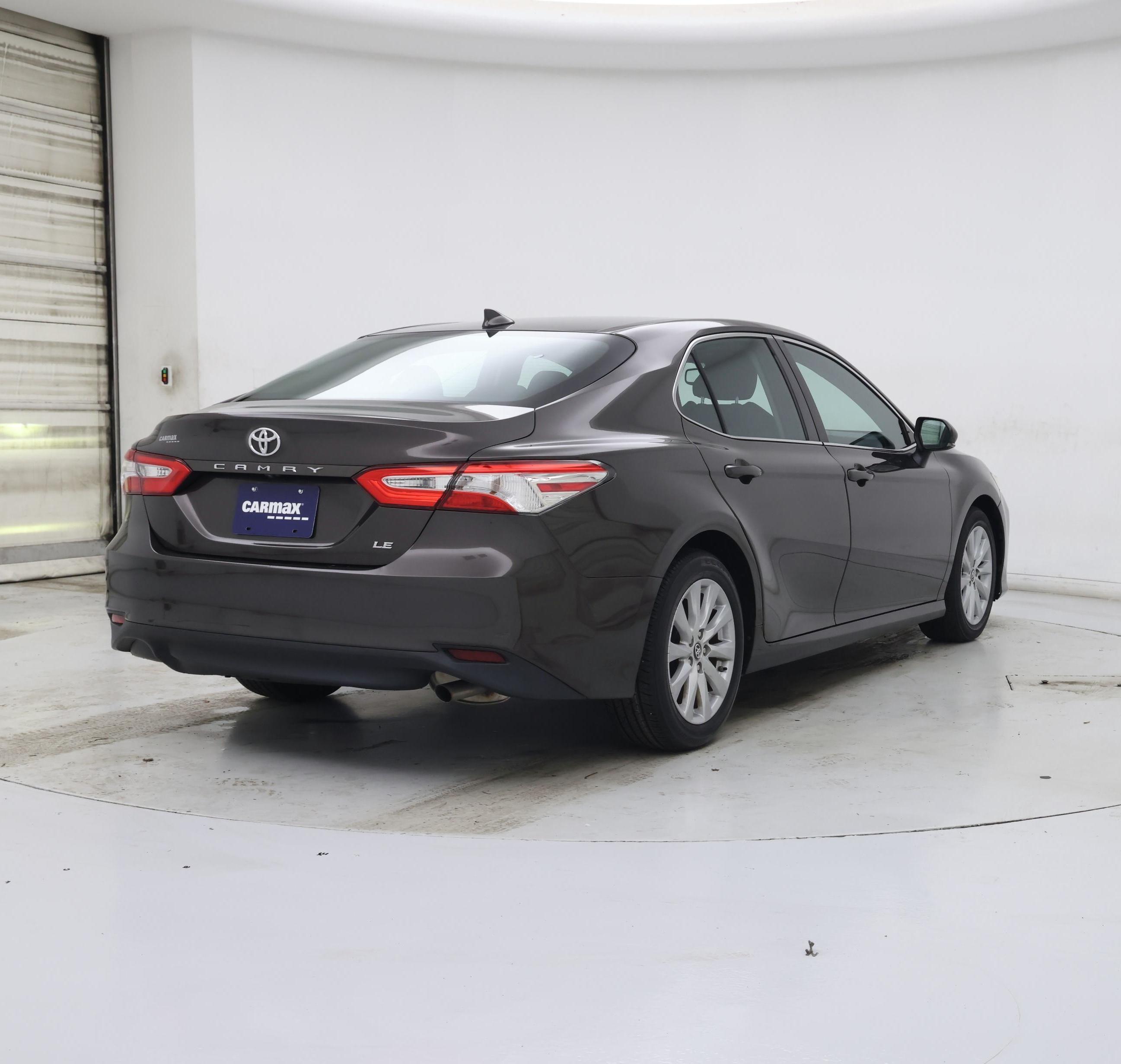 Thumbnail: 2019 Toyota Camry - 8
