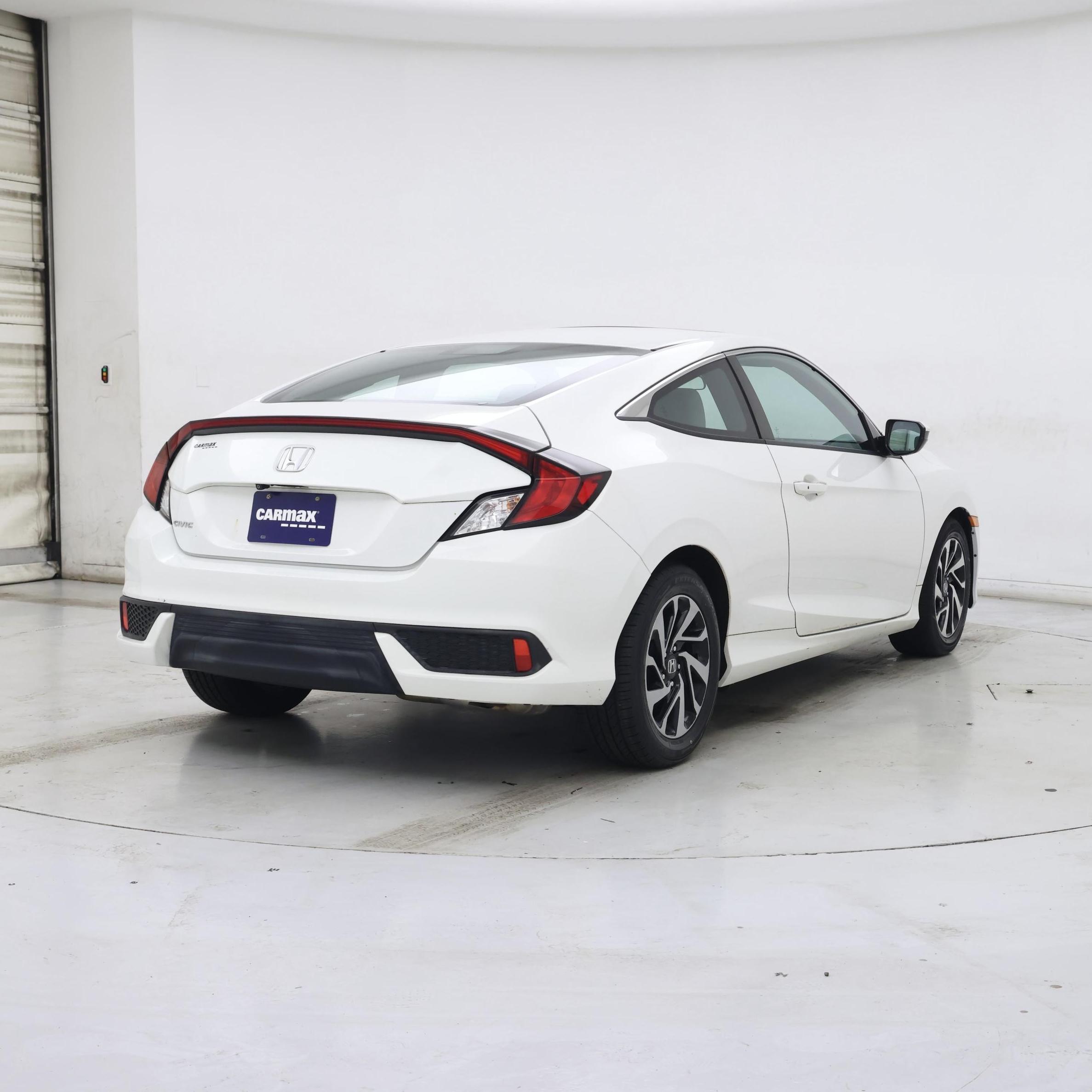 Thumbnail: 2017 Honda Civic - 8