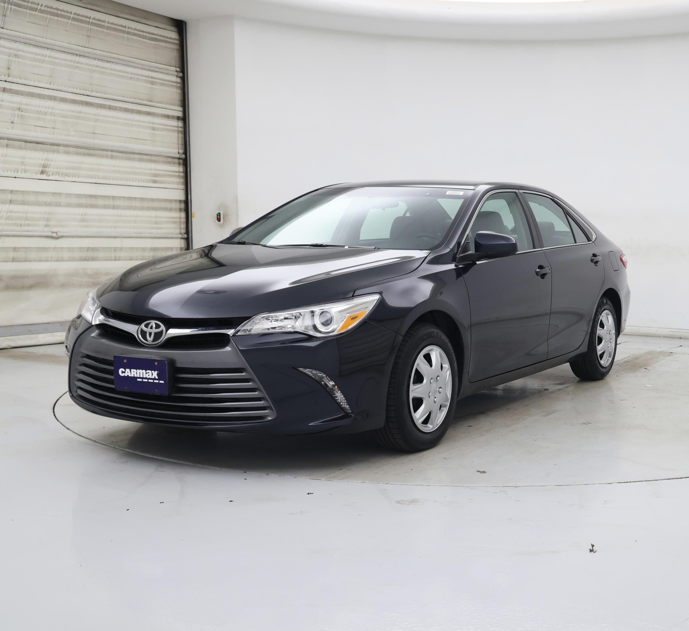 Thumbnail: 2015 Toyota Camry - 4