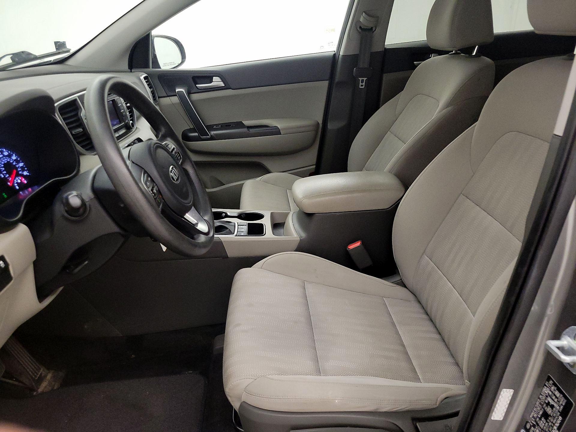 Thumbnail: 2019 Kia Sportage - 11