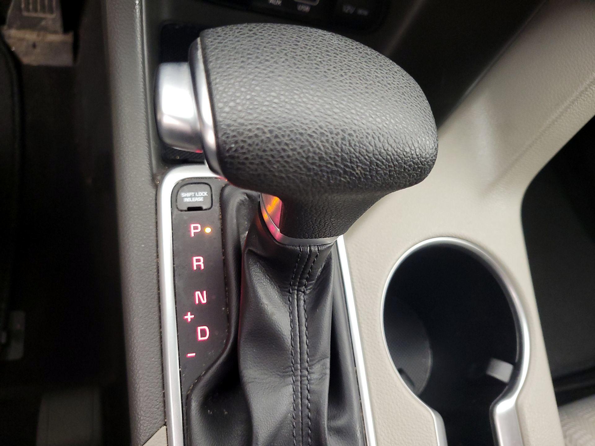 Thumbnail: 2019 Kia Sportage - 17