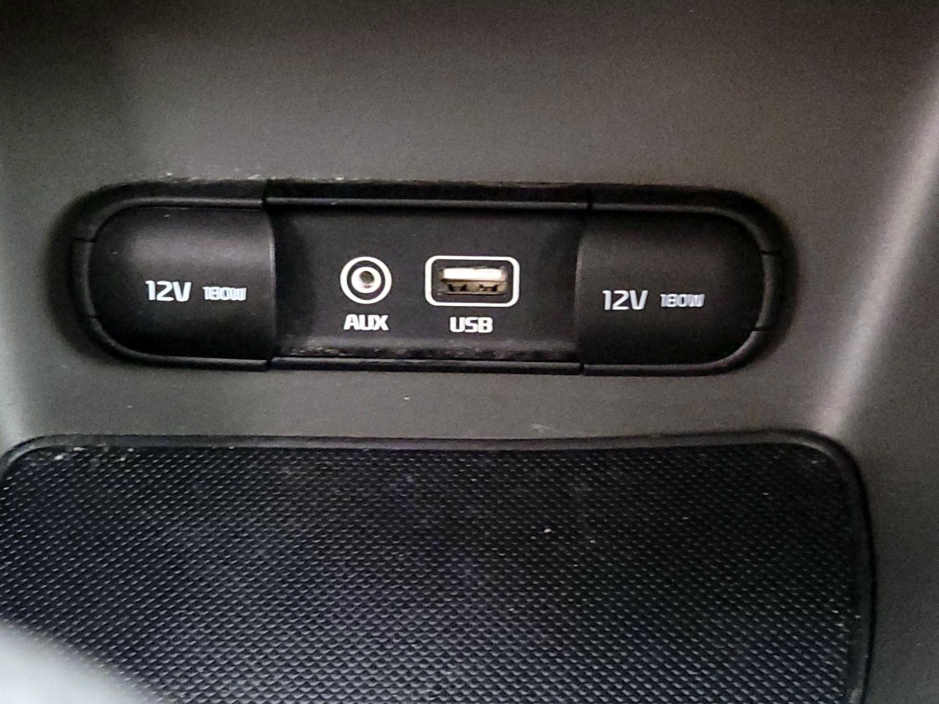 Thumbnail: 2019 Kia Sportage - 18