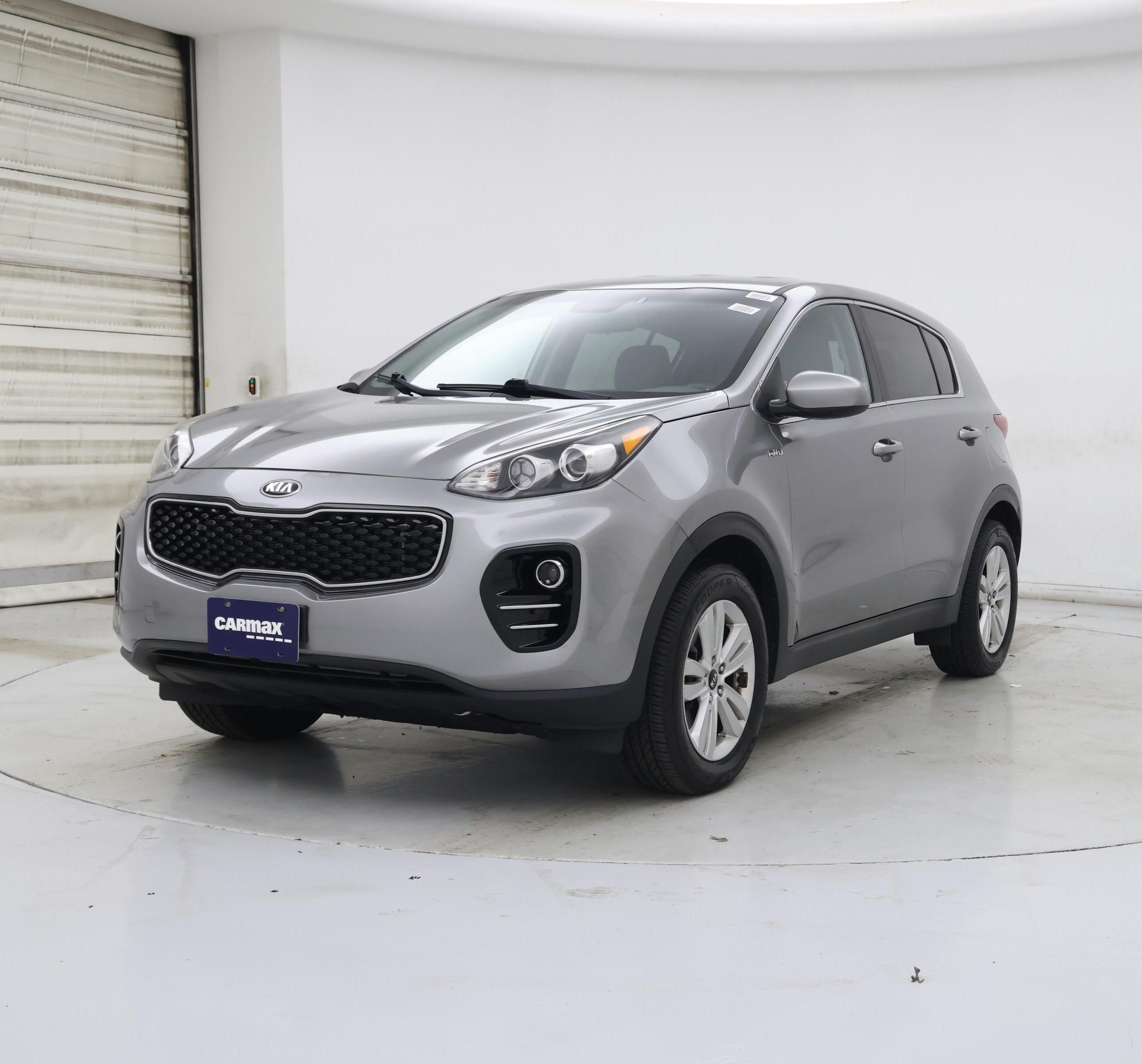 Thumbnail: 2019 Kia Sportage - 4
