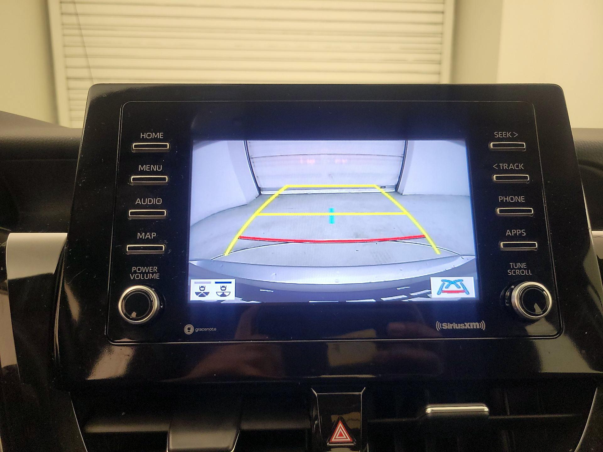 Thumbnail: 2021 Toyota Camry - 14