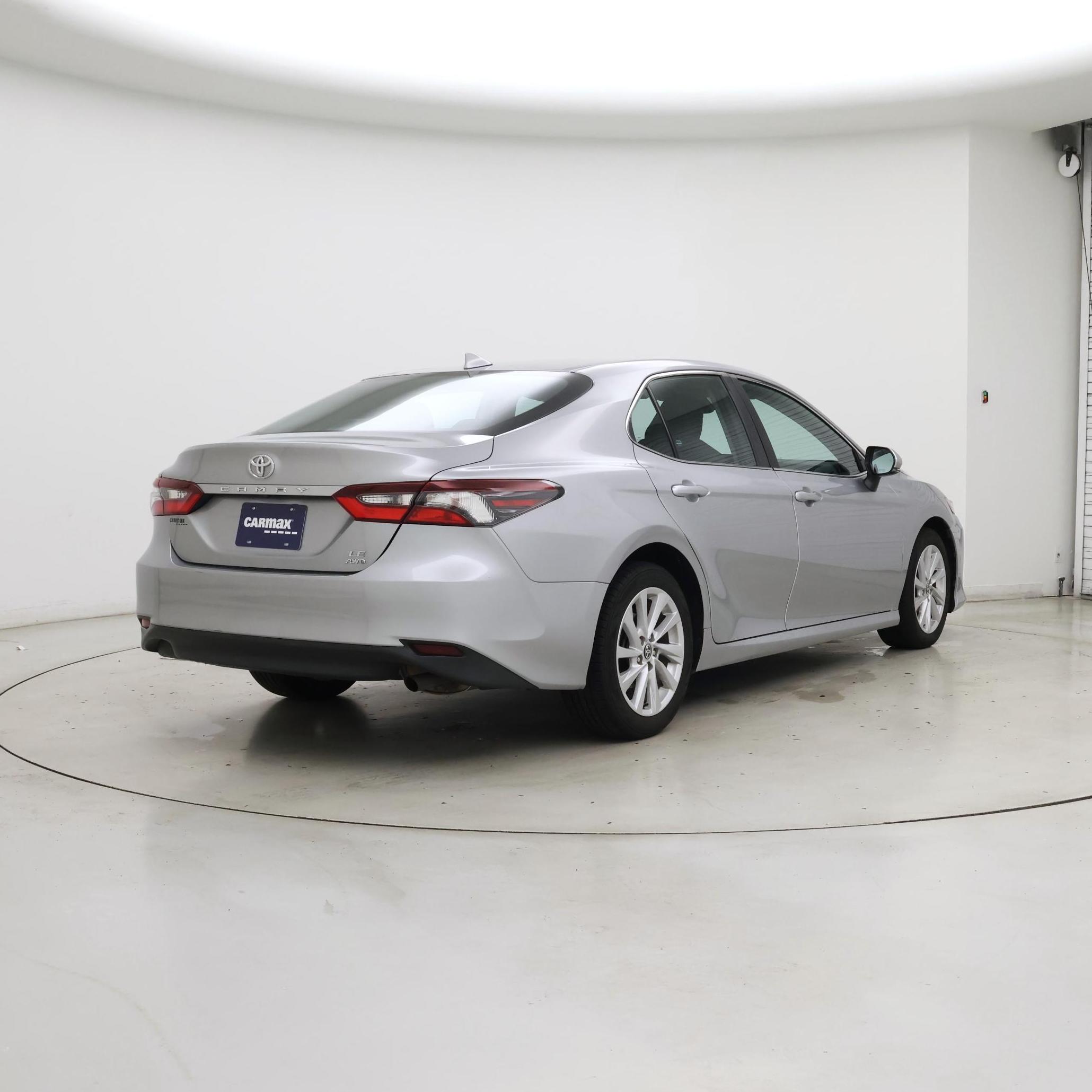 Thumbnail: 2021 Toyota Camry - 8