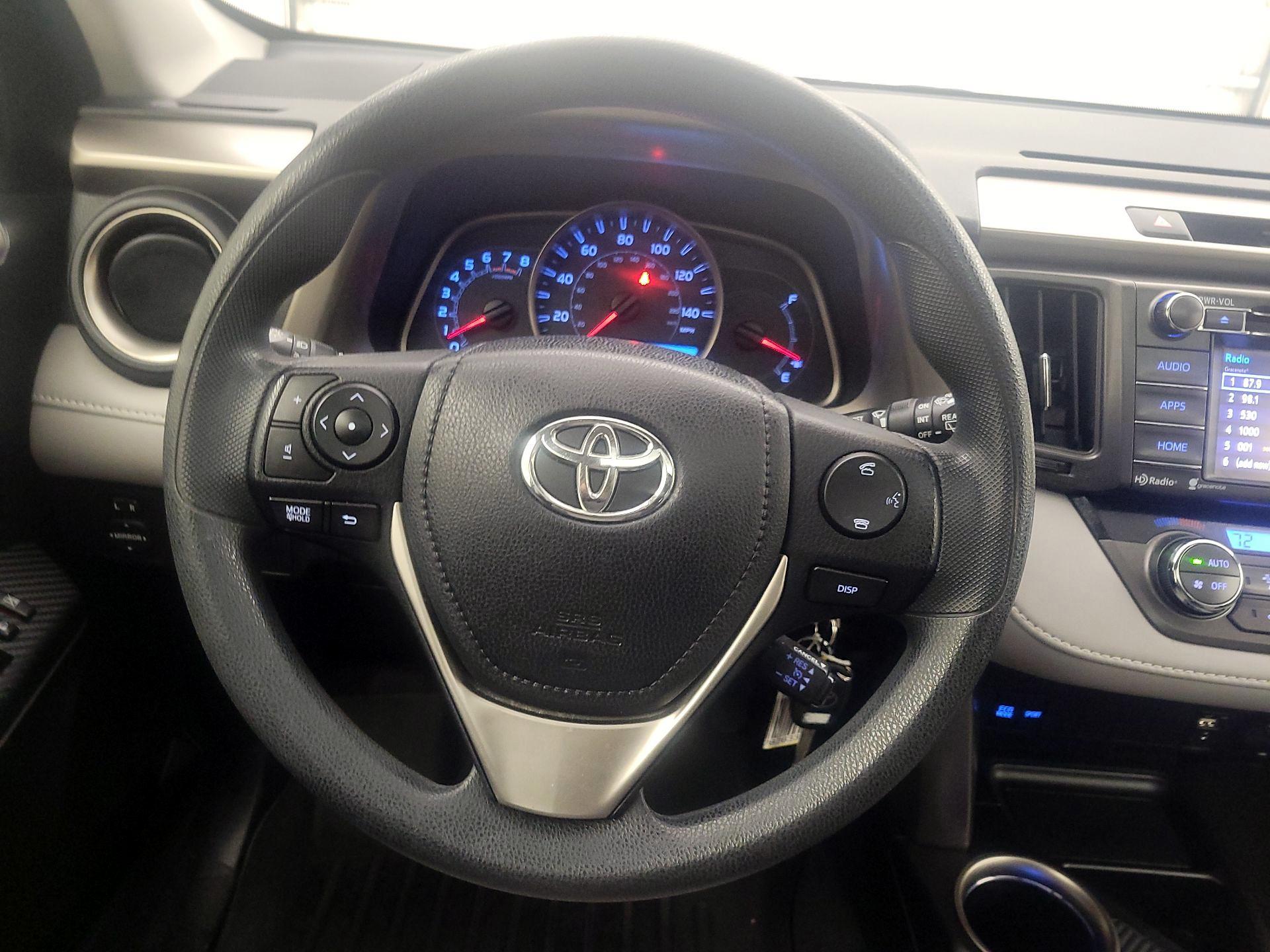 Thumbnail: 2014 Toyota RAV4 - 10