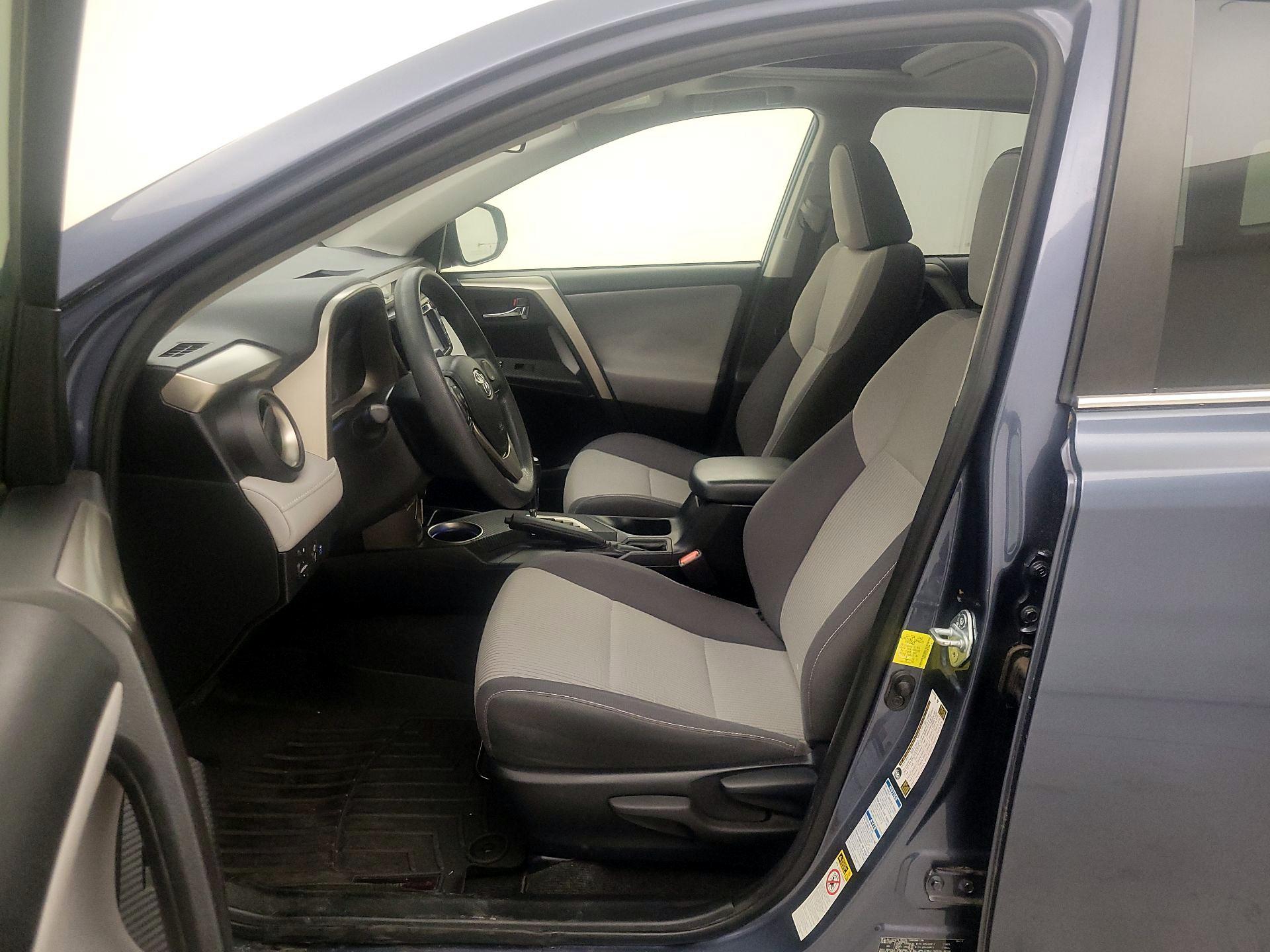 Thumbnail: 2014 Toyota RAV4 - 11