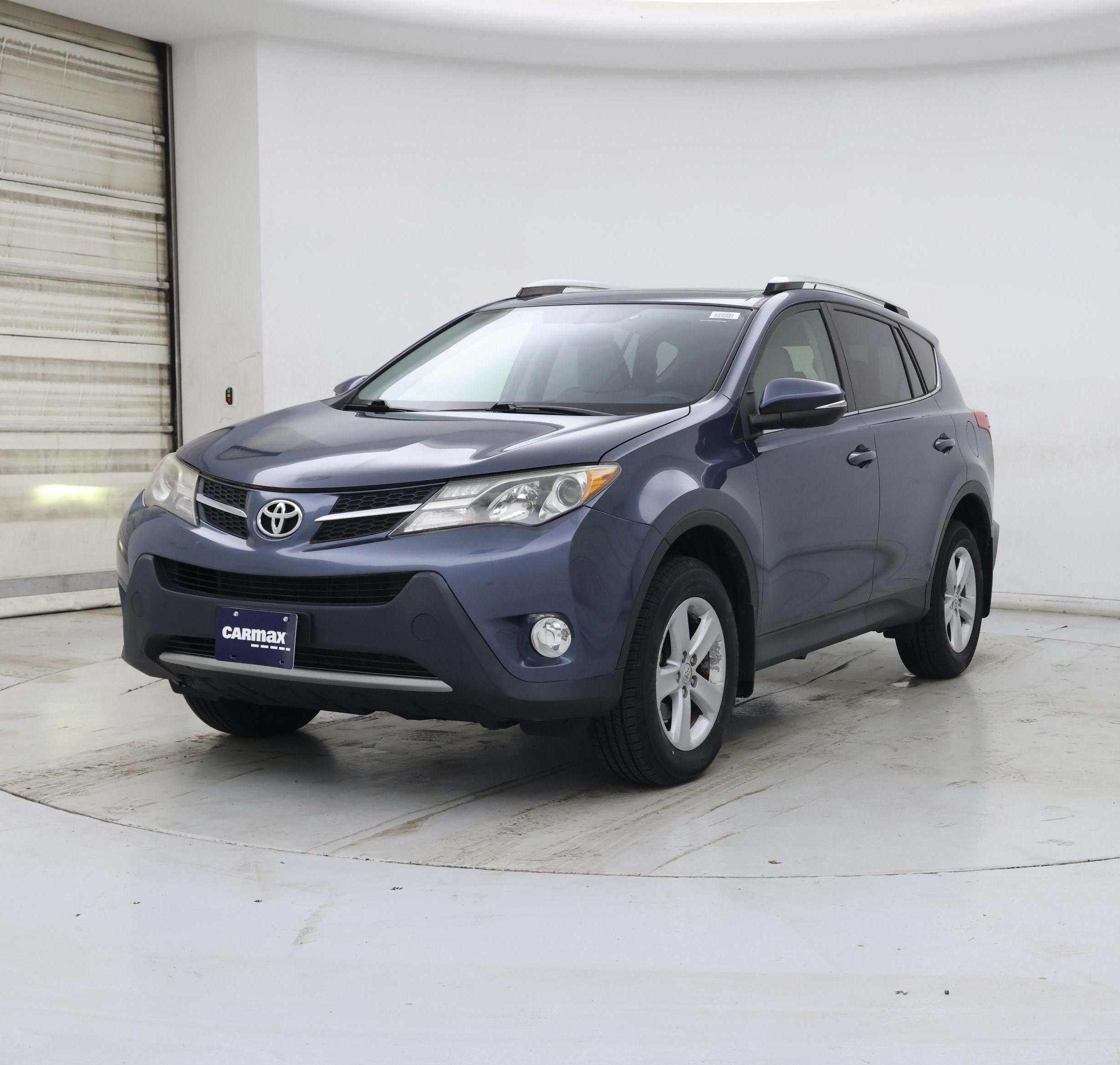 Thumbnail: 2014 Toyota RAV4 - 4